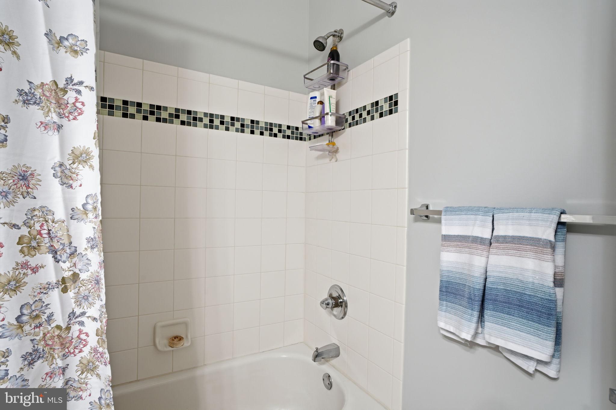 UPPER SOUTHAMPTON - Residential