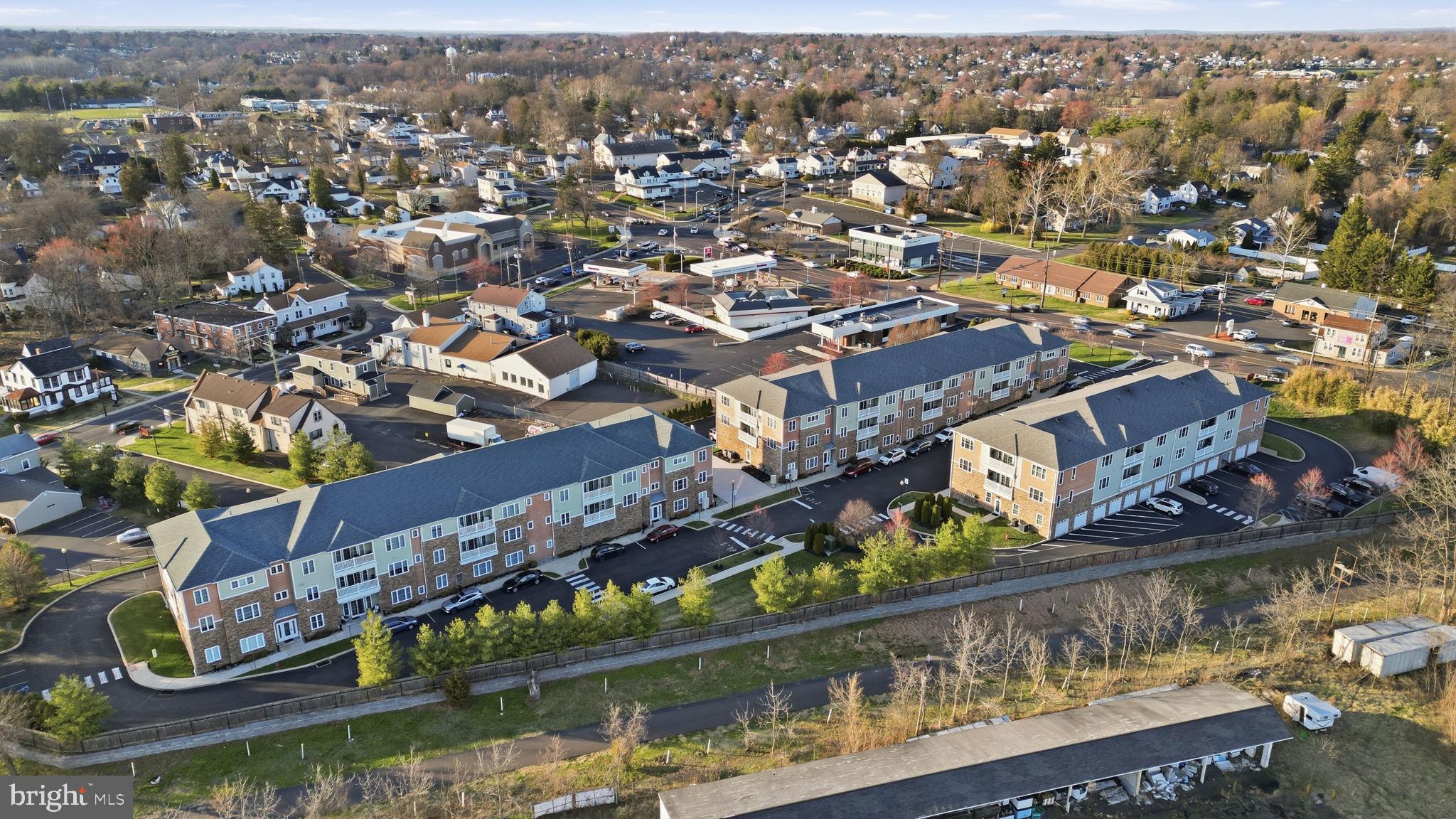 UPPER SOUTHAMPTON - Residential