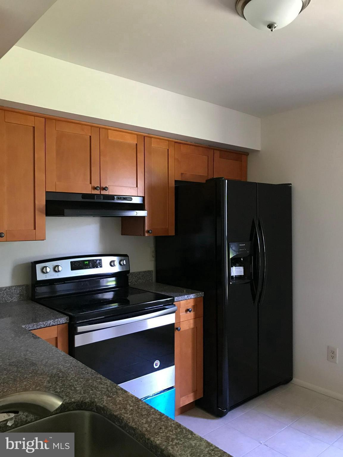 CANTERBURY RIDING - Residential Lease