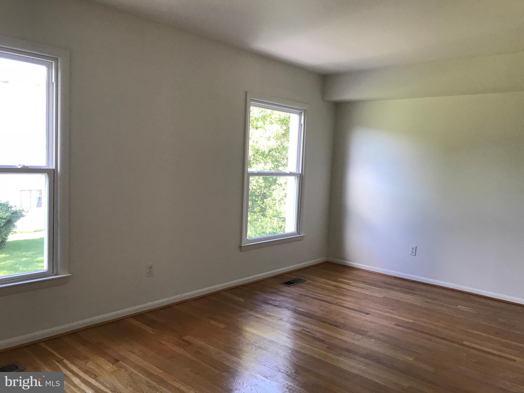 CANTERBURY RIDING - Residential Lease