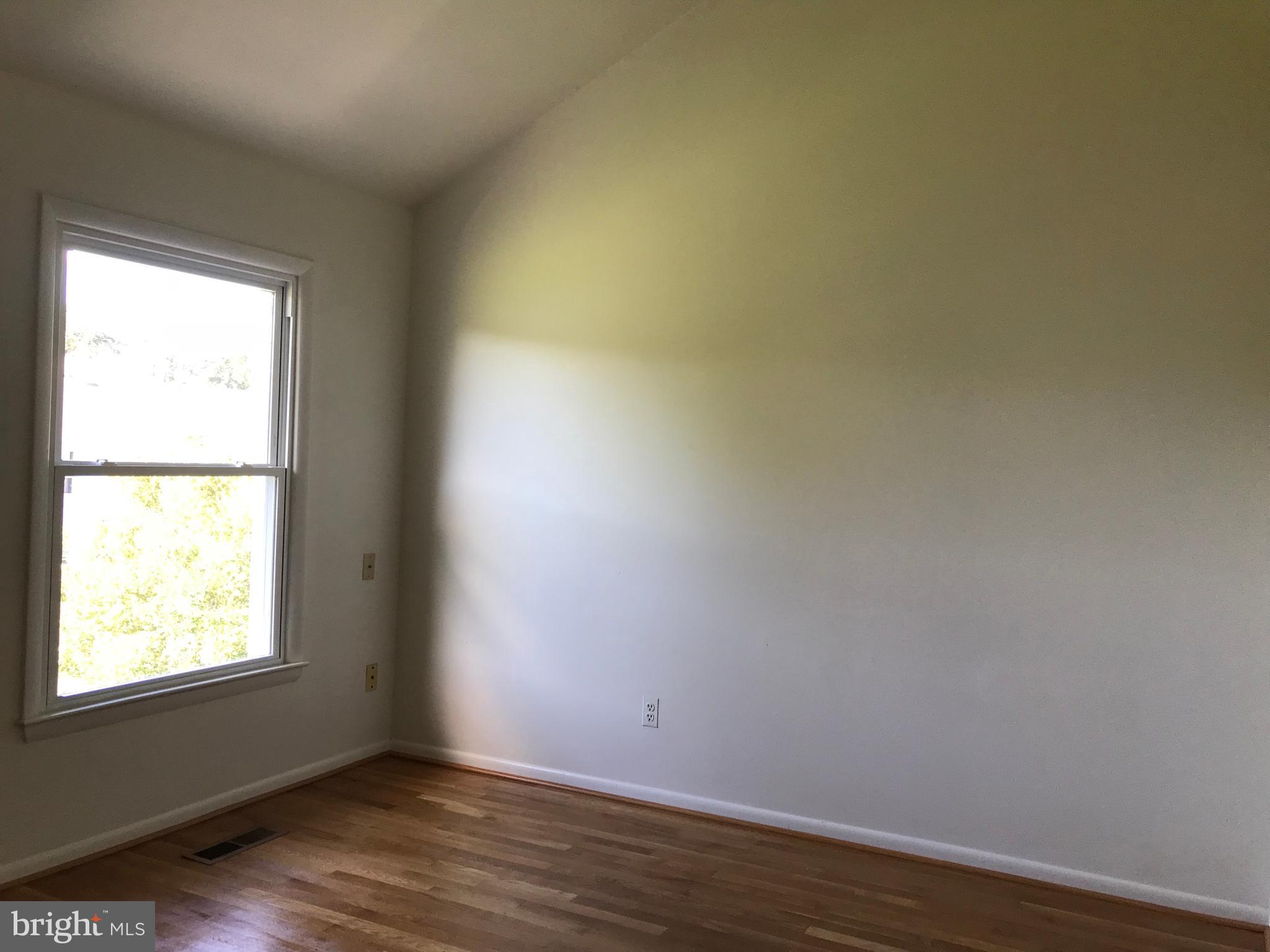 CANTERBURY RIDING - Residential Lease