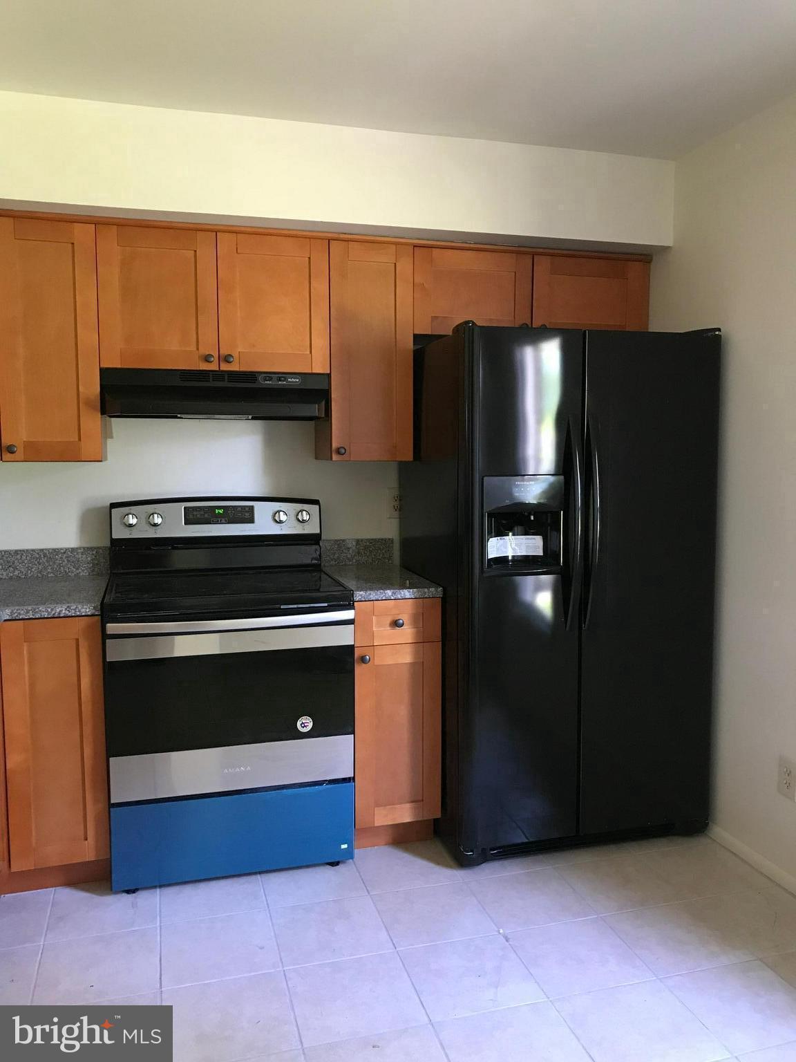 CANTERBURY RIDING - Residential Lease