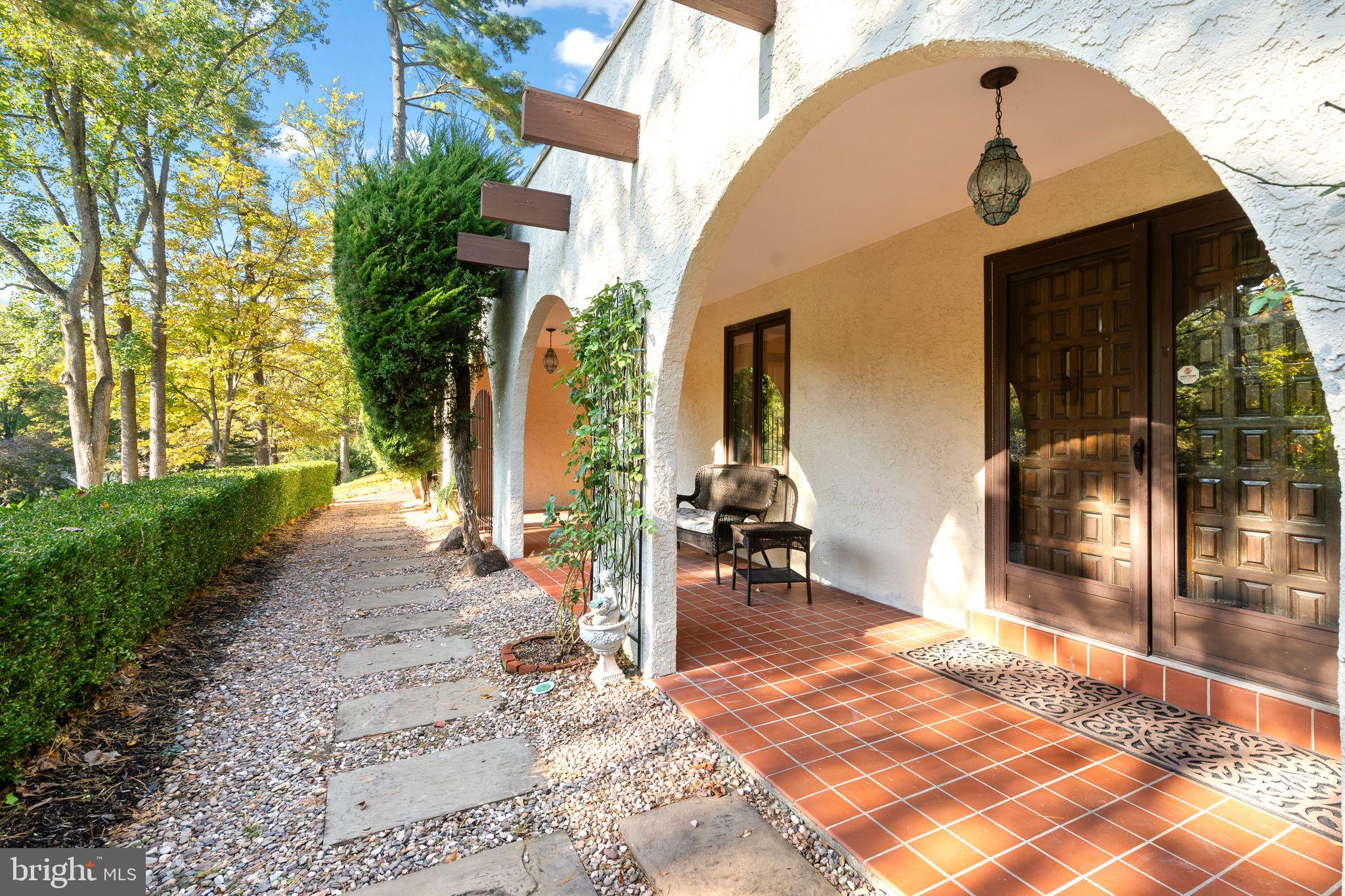 203 WEDGEWOOD CIRCLE