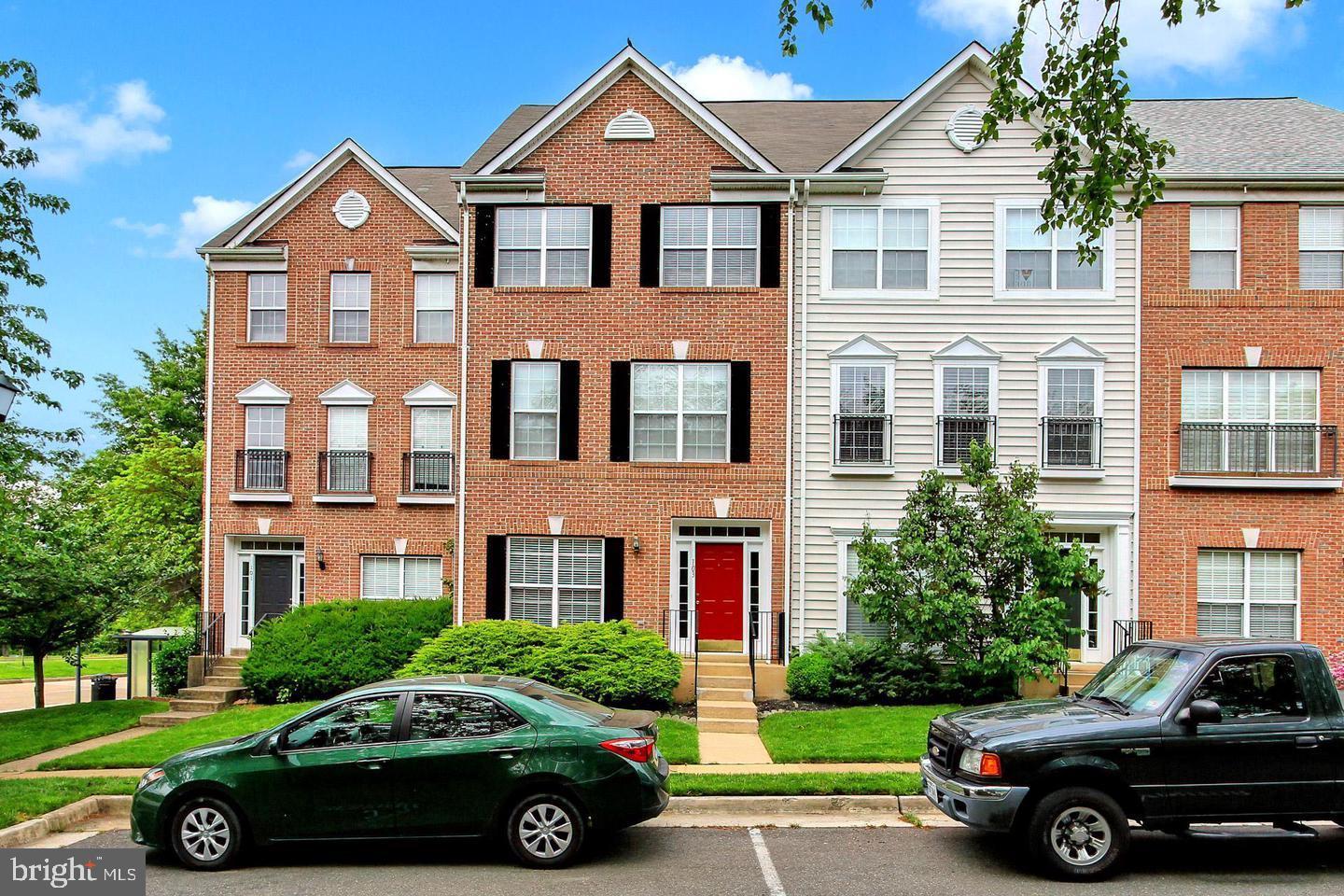 TOWNES AT CAMERON PARKE - Residential Lease