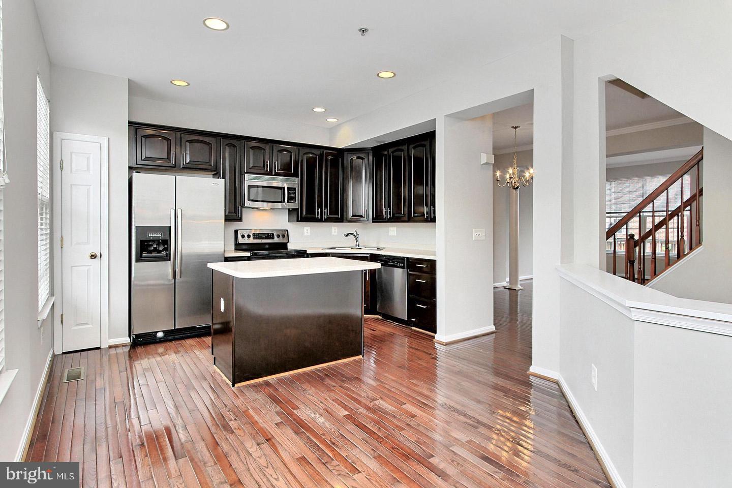 TOWNES AT CAMERON PARKE - Residential Lease