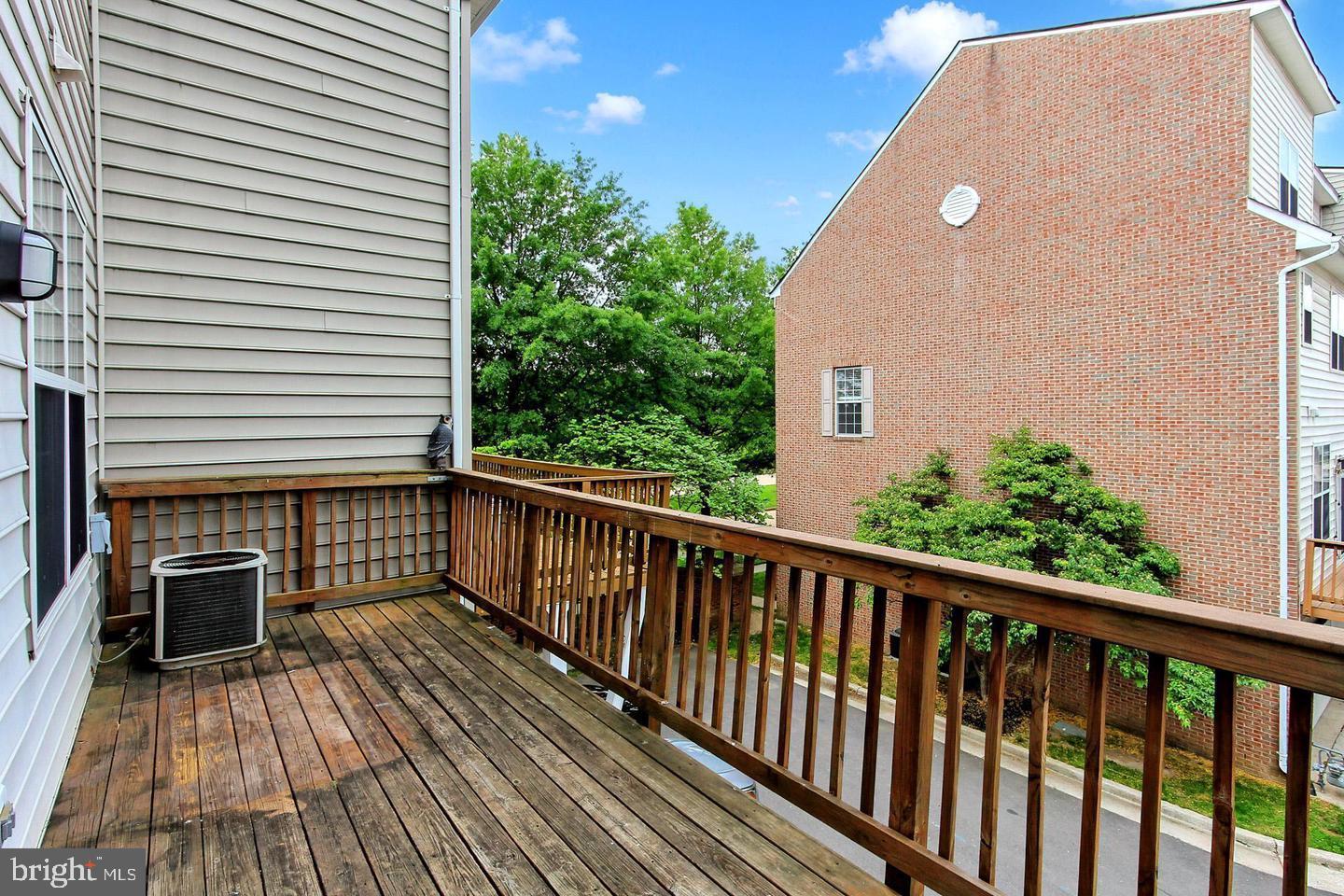 TOWNES AT CAMERON PARKE - Residential Lease