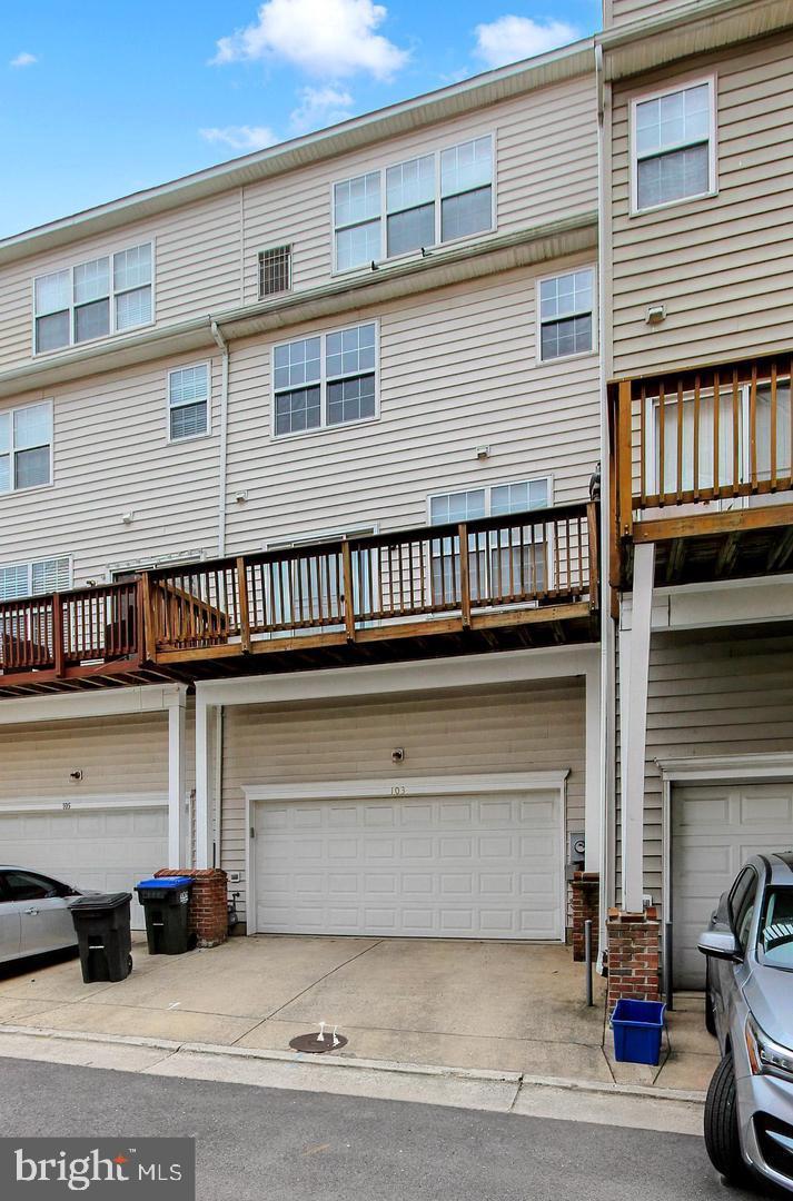 TOWNES AT CAMERON PARKE - Residential Lease