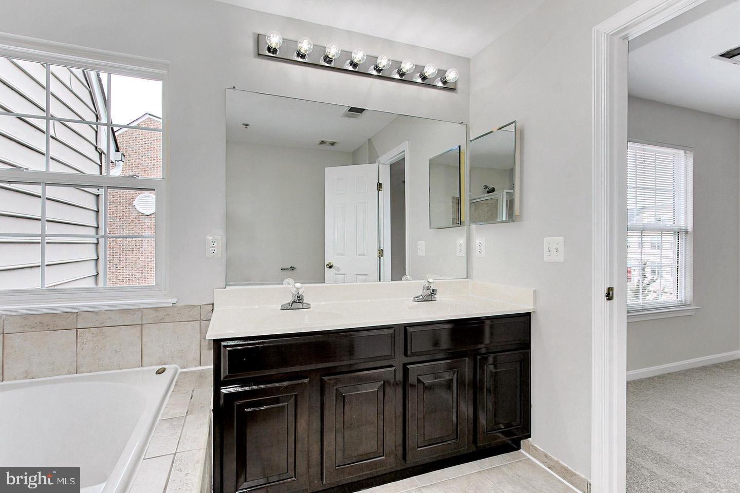 TOWNES AT CAMERON PARKE - Residential Lease