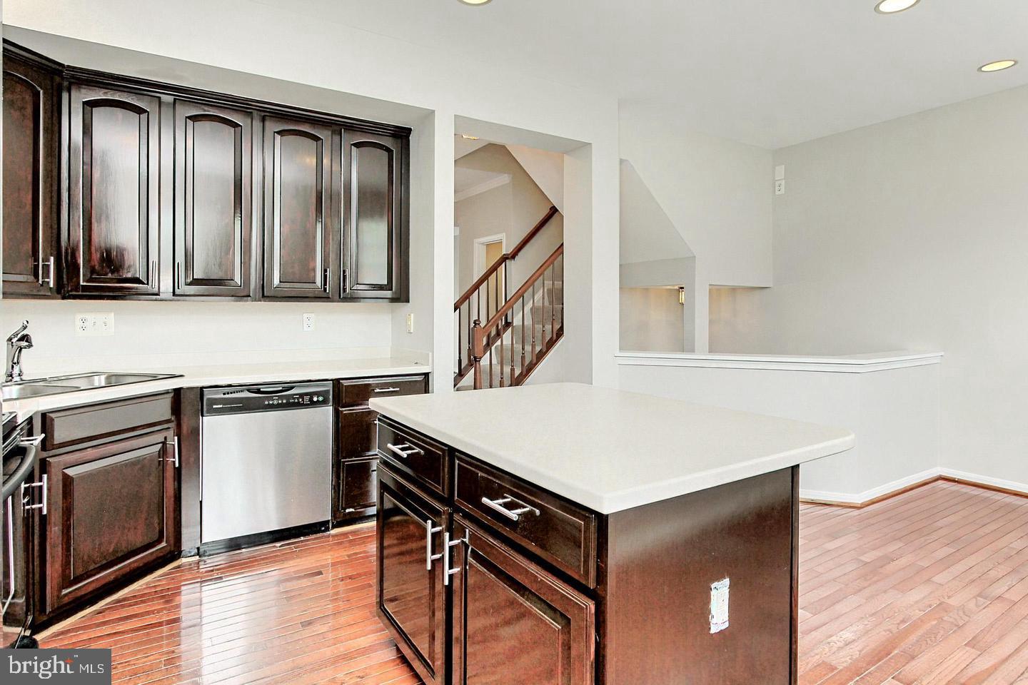 TOWNES AT CAMERON PARKE - Residential Lease