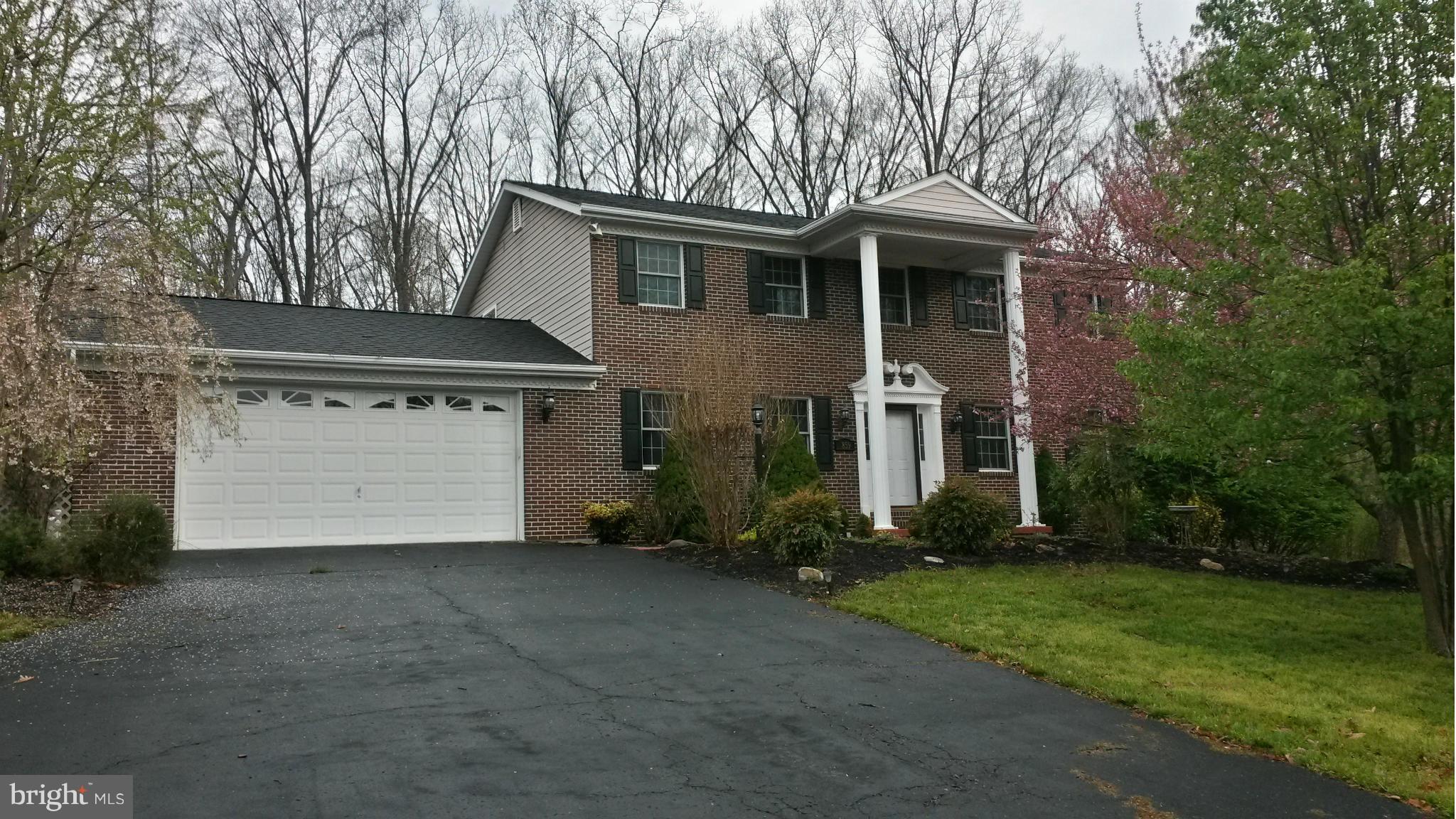 LAKEWOOD - Residential