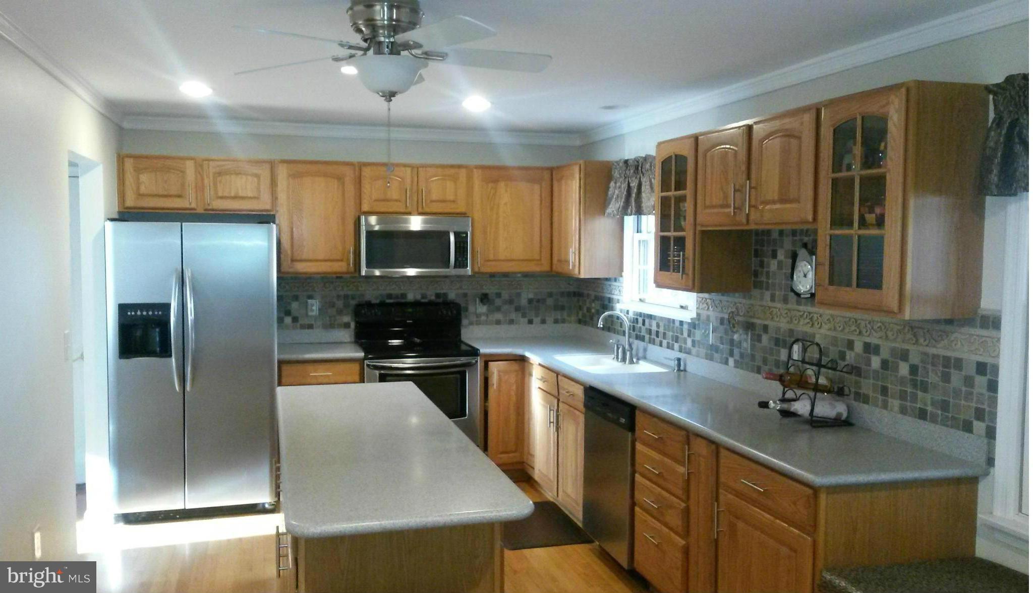 LAKEWOOD - Residential