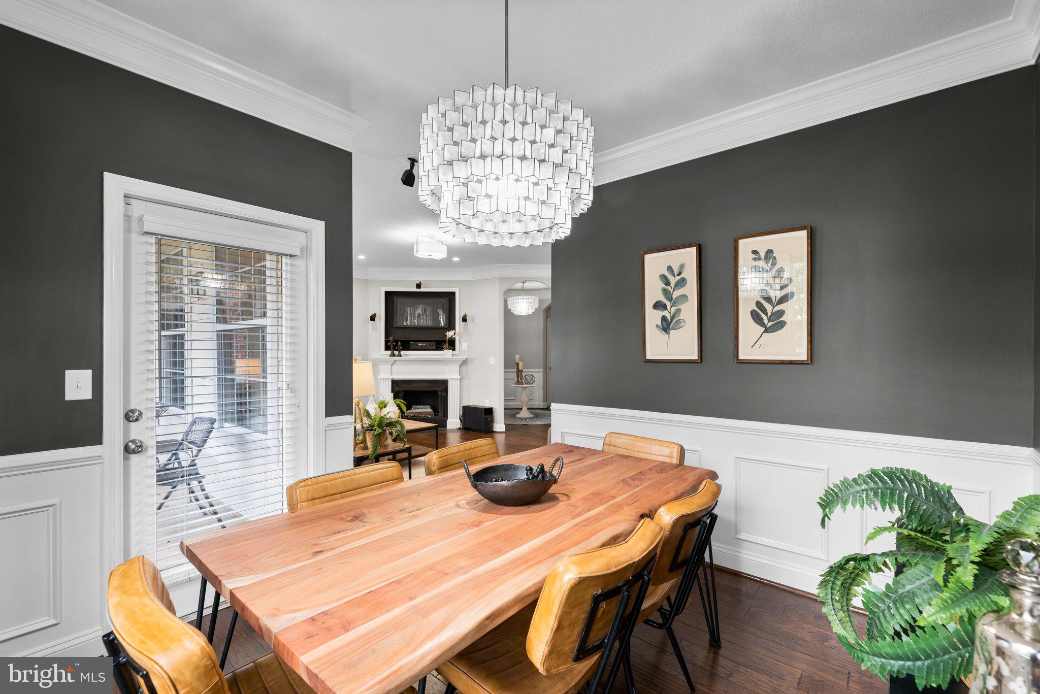 THE COLONNADE AT KENTLANDS - Residential