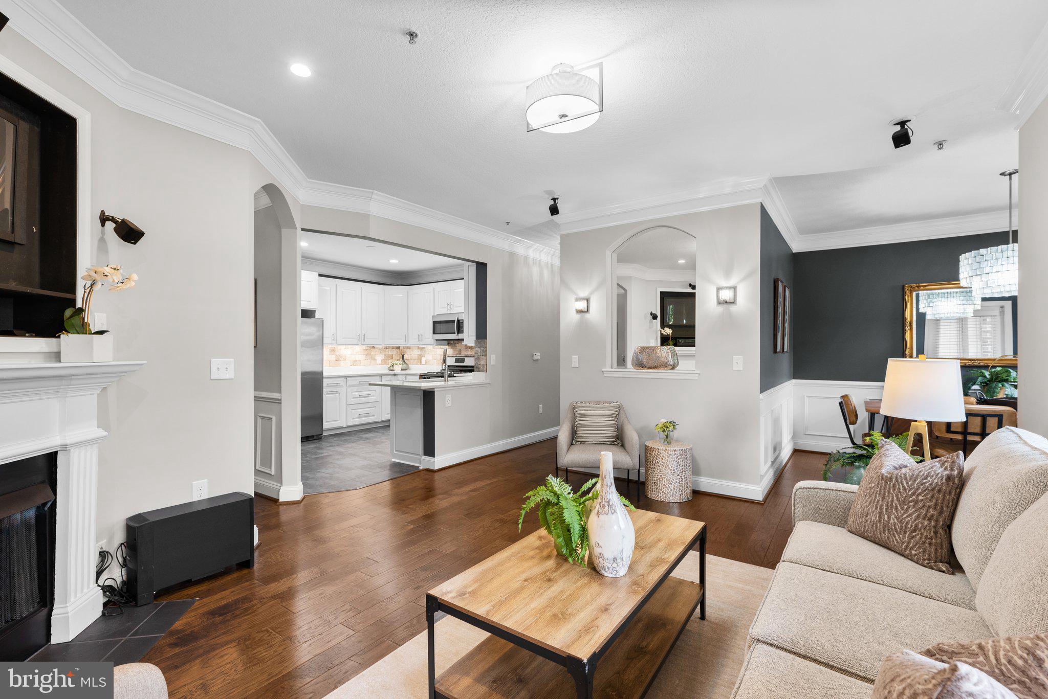 THE COLONNADE AT KENTLANDS - Residential