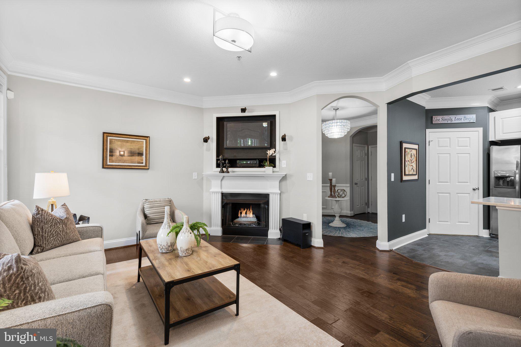 THE COLONNADE AT KENTLANDS - Residential