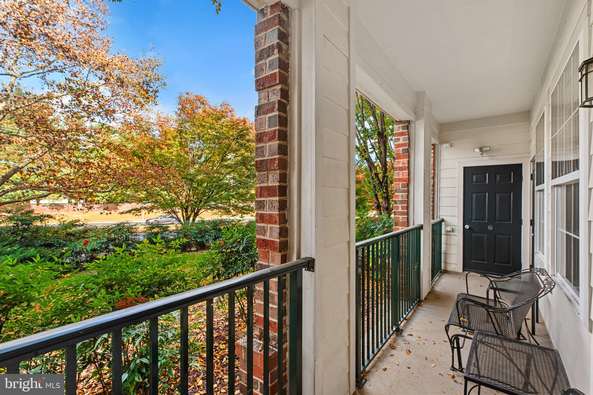 THE COLONNADE AT KENTLANDS - Residential