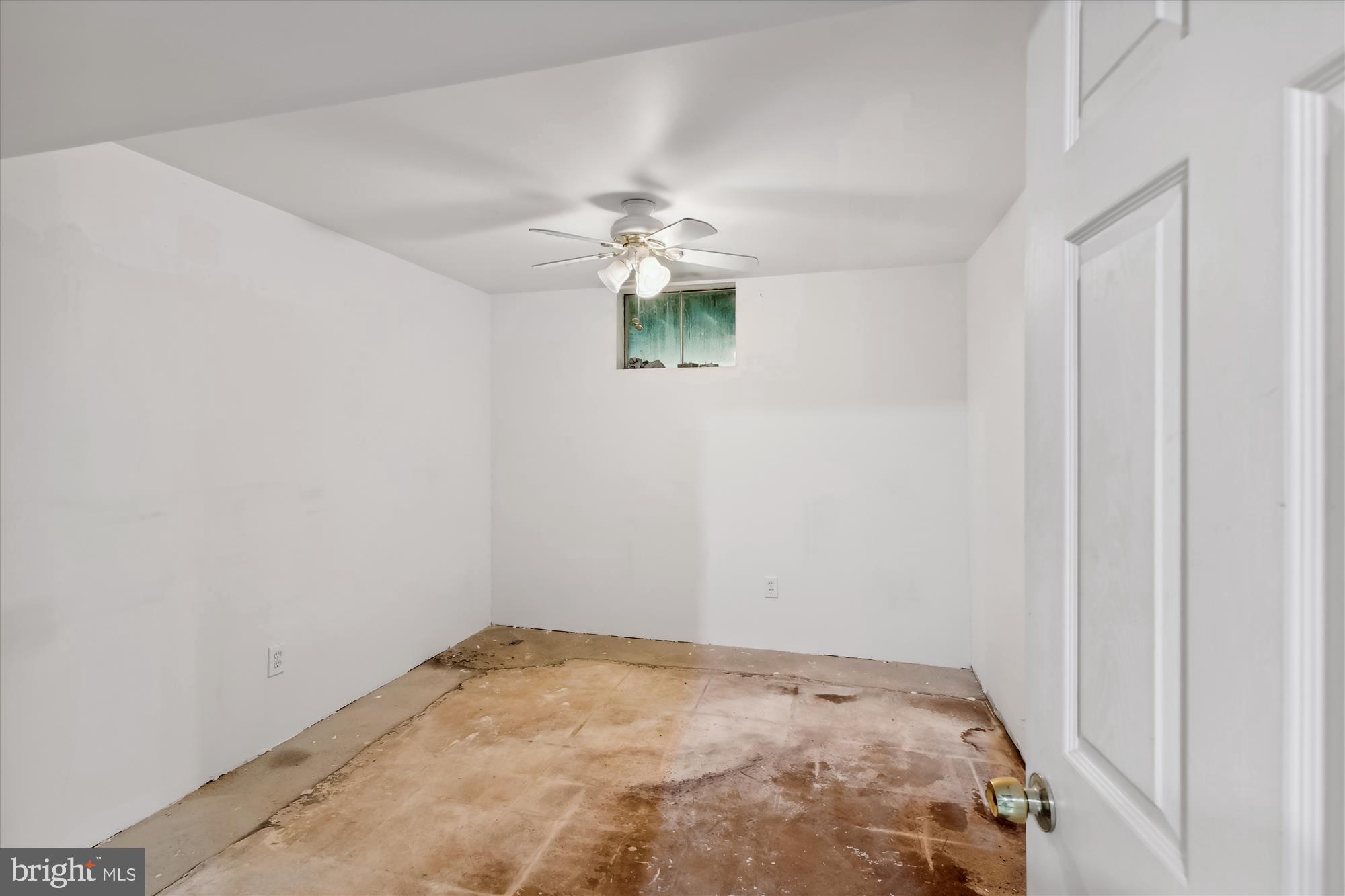 BUCKINGHAM ESTATES - Residential