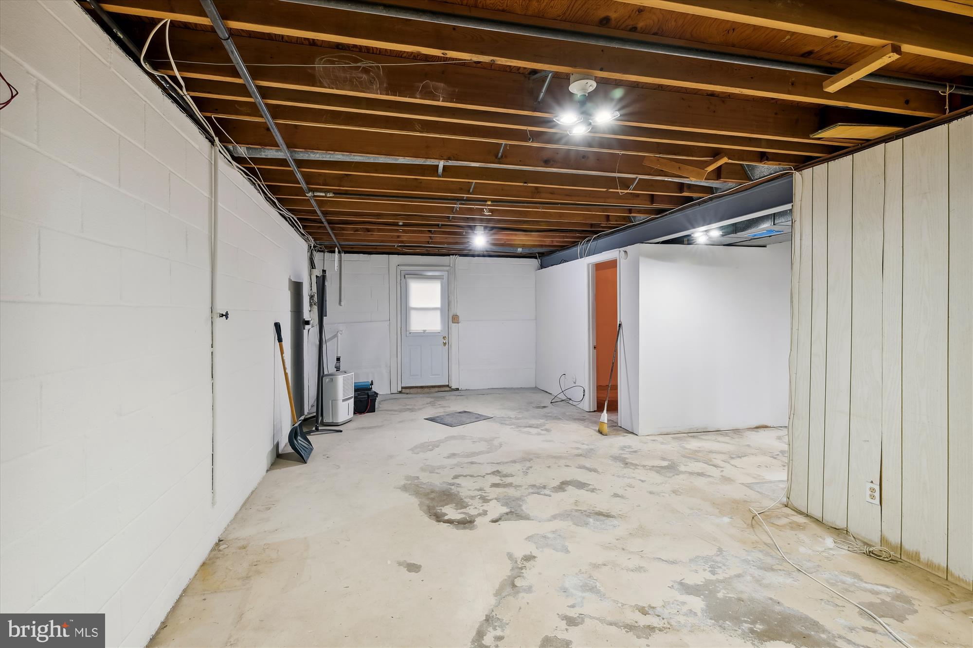 BUCKINGHAM ESTATES - Residential