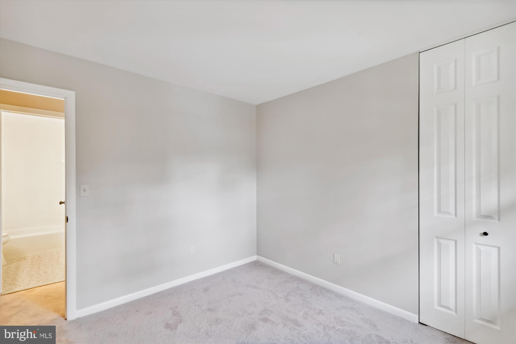 BUCKINGHAM ESTATES - Residential