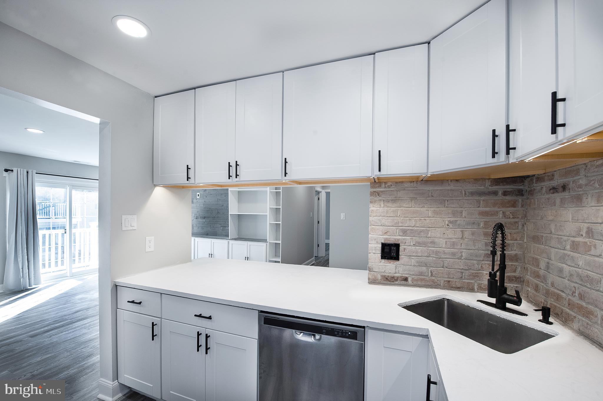 HUNT CLUB - Residential