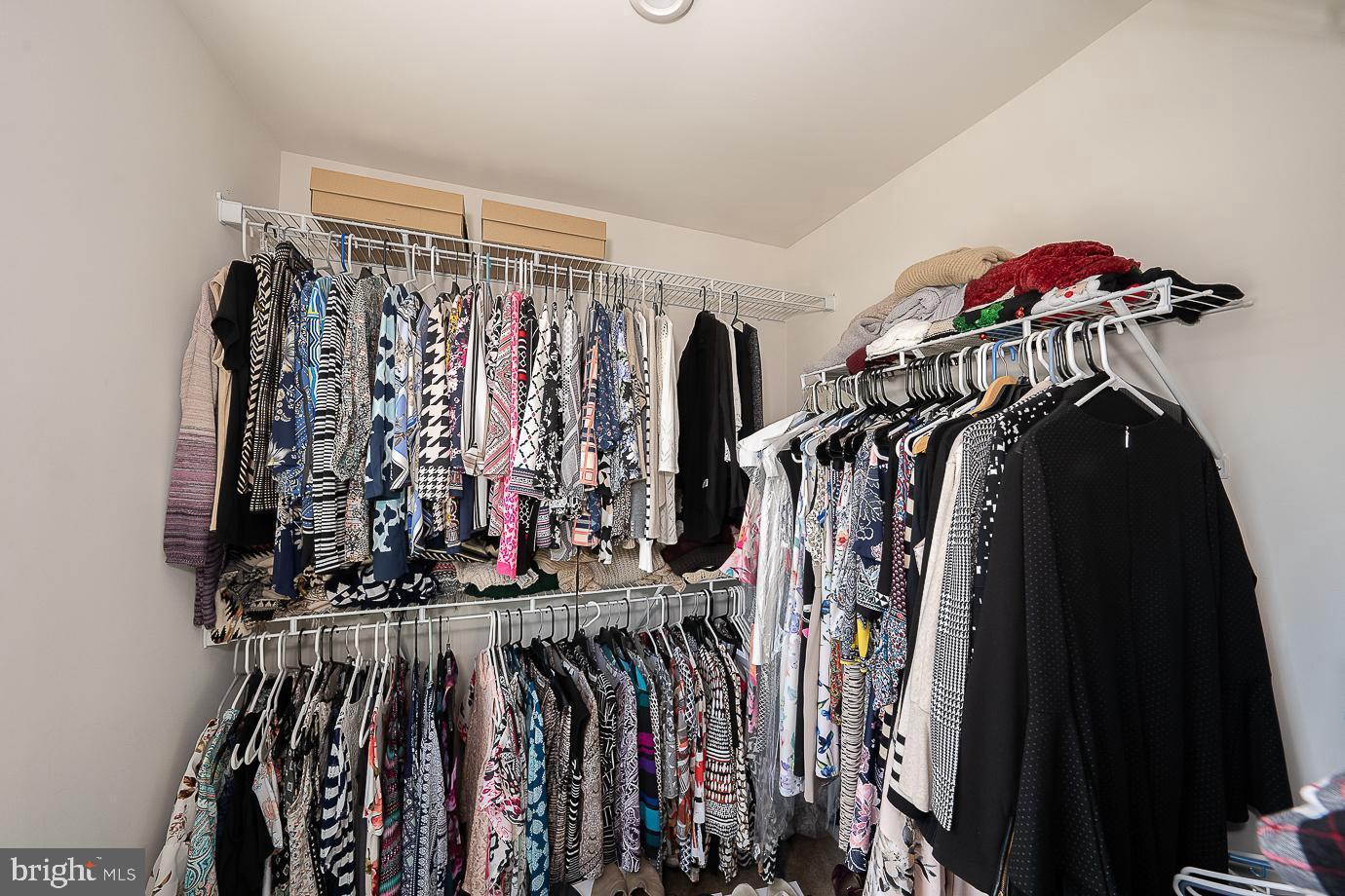 MONTGOMERY SQUARE - Residential Lease