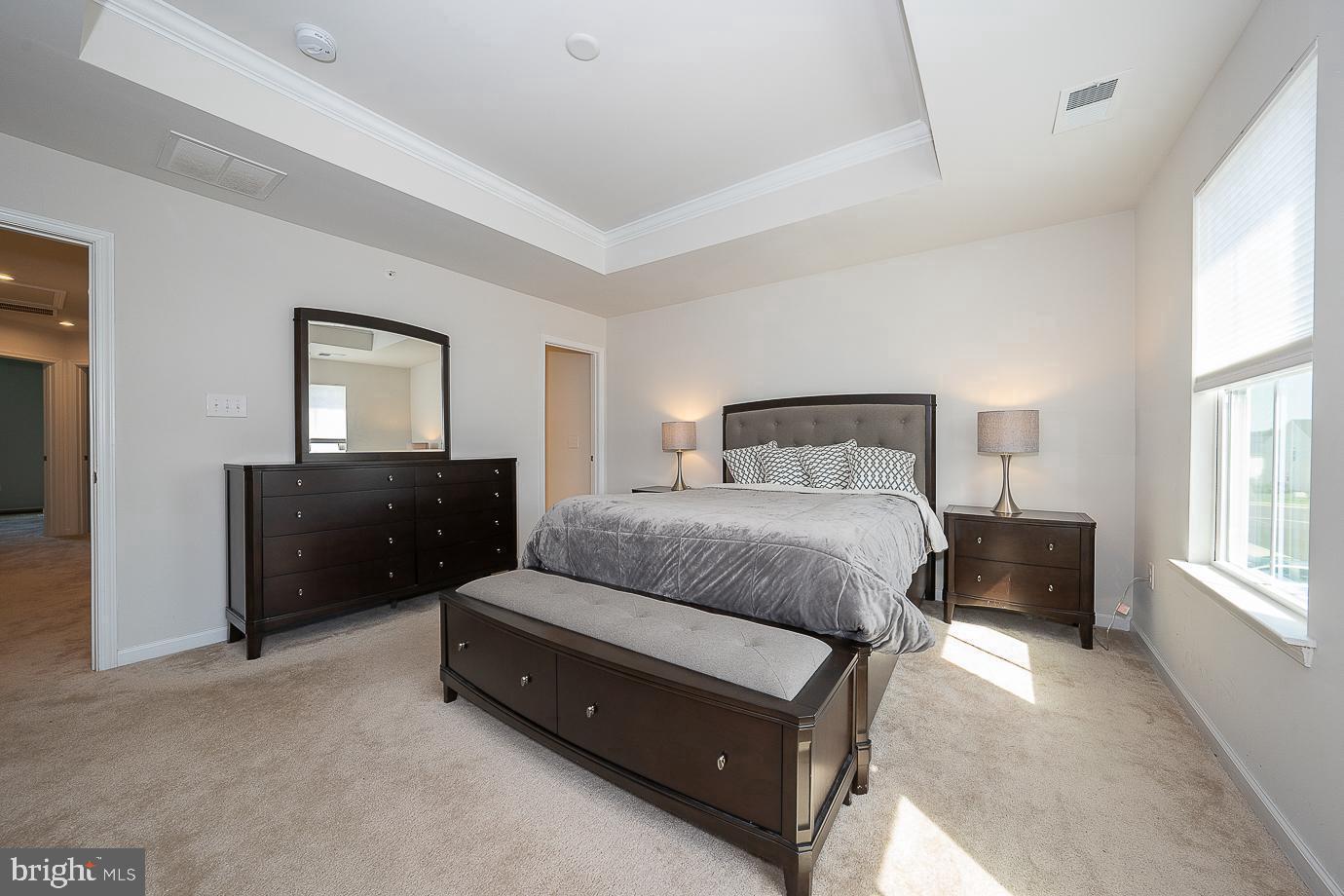 MONTGOMERY SQUARE - Residential Lease