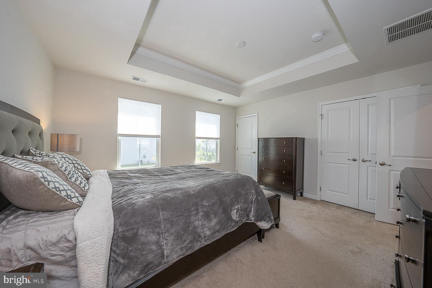 MONTGOMERY SQUARE - Residential Lease