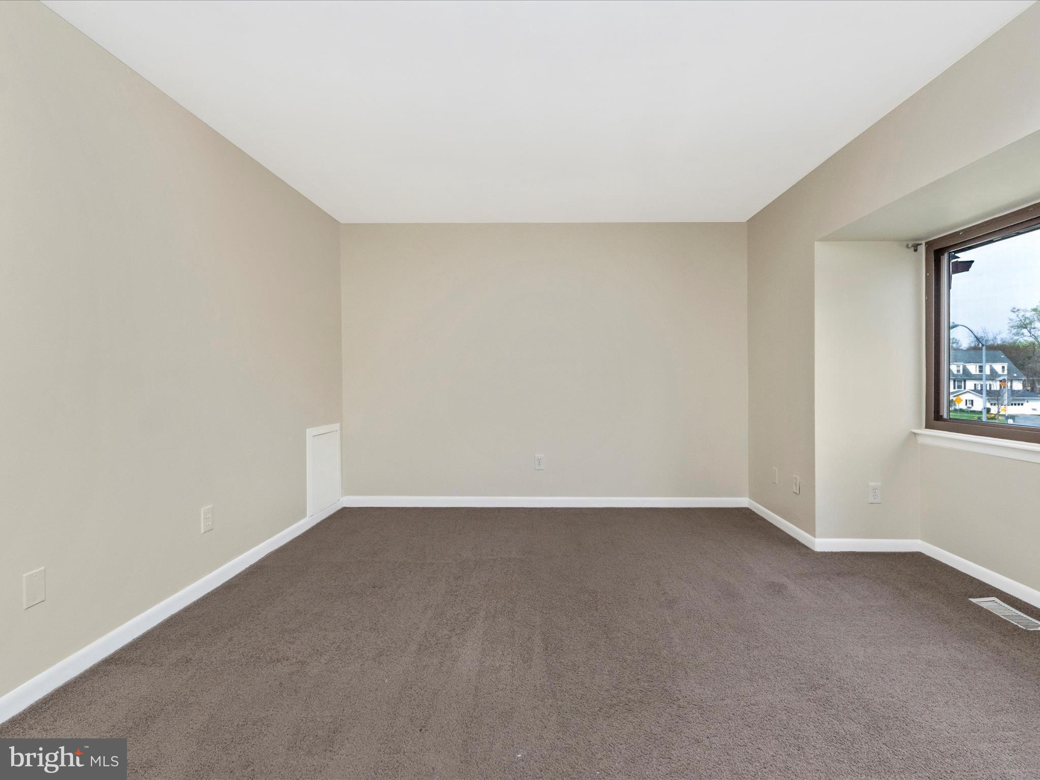 MONTGOMERY WOODS - Residential