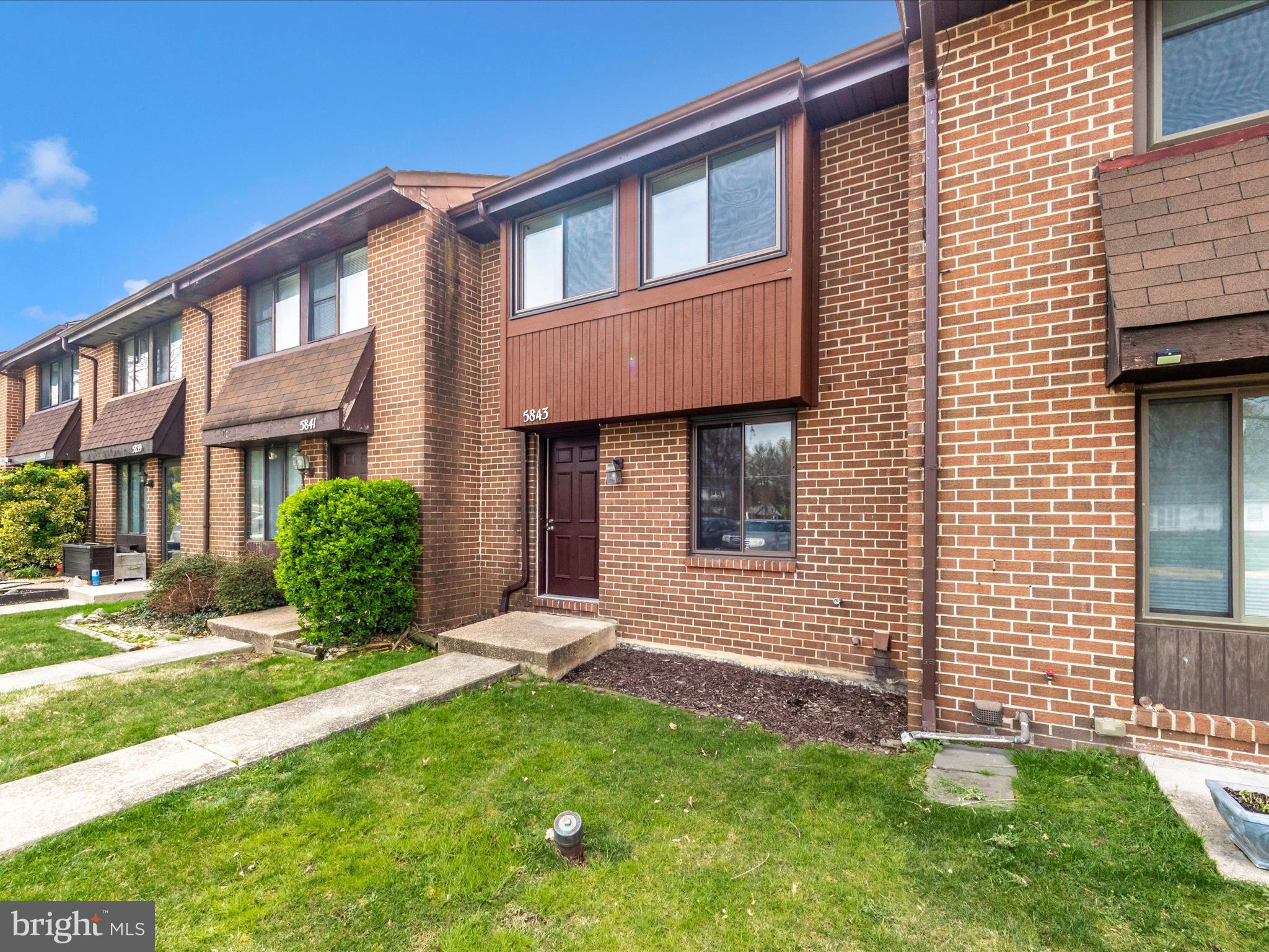 MONTGOMERY WOODS - Residential