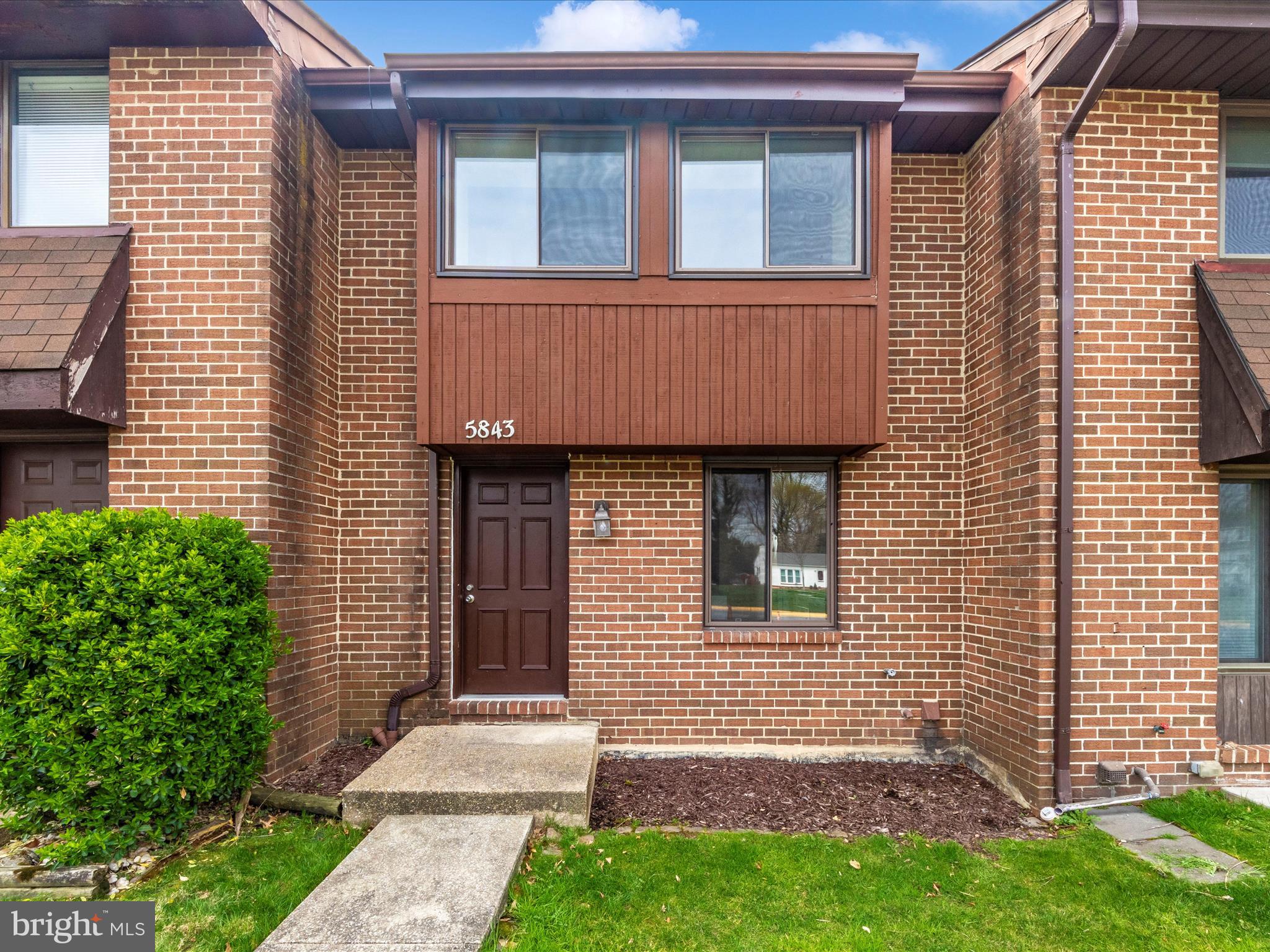 MONTGOMERY WOODS - Residential