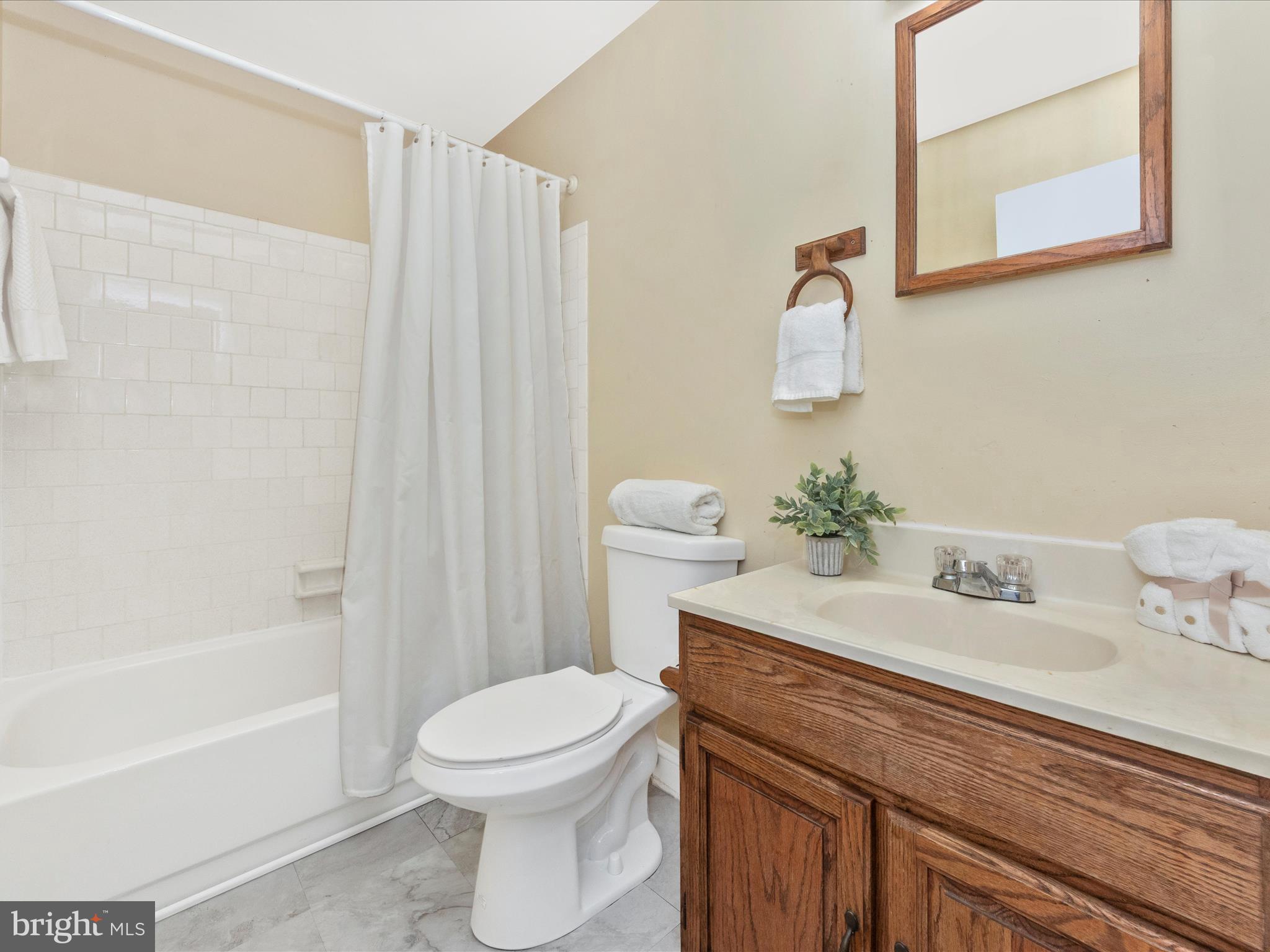 MONTGOMERY WOODS - Residential