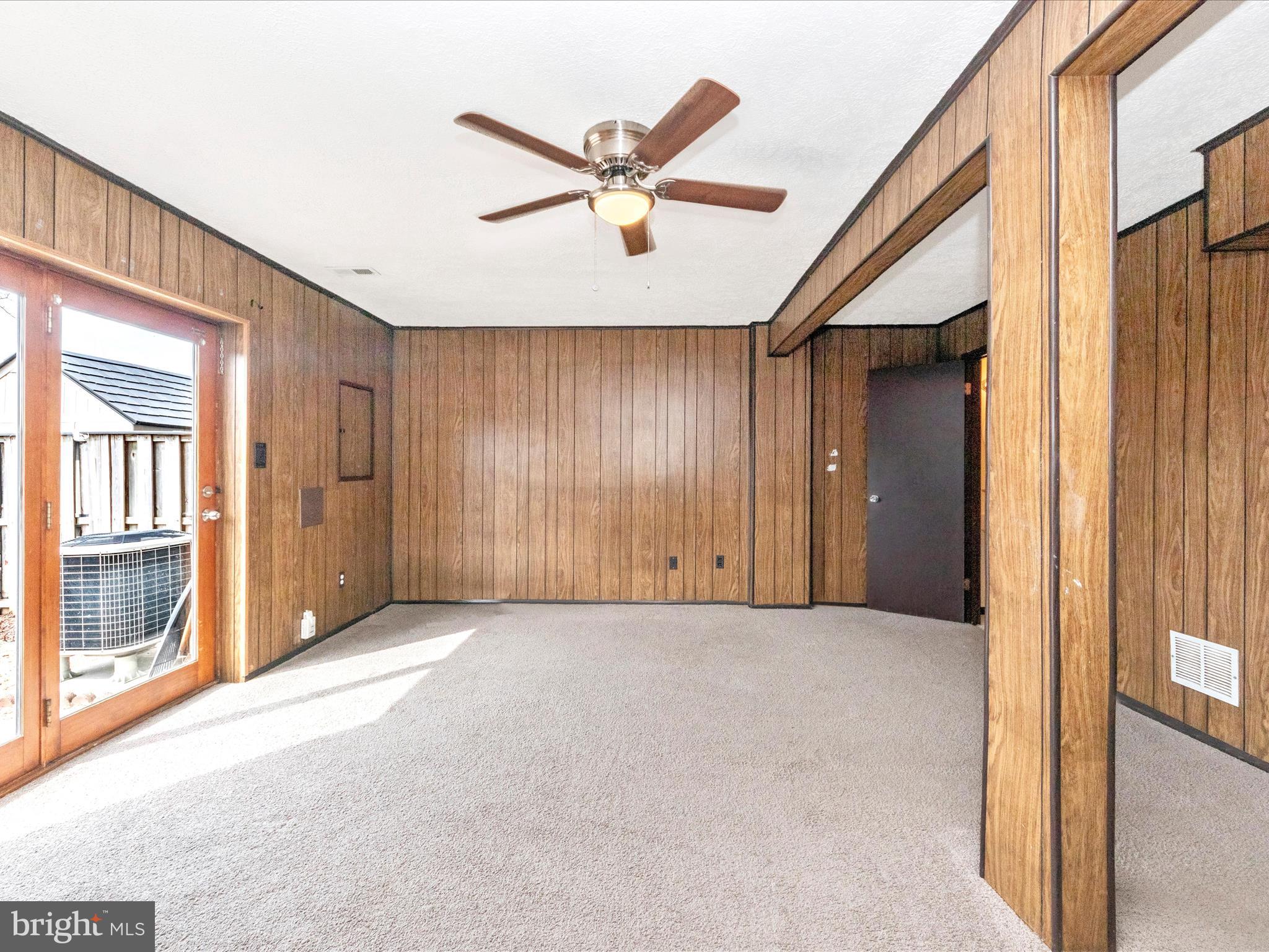 MONTGOMERY WOODS - Residential