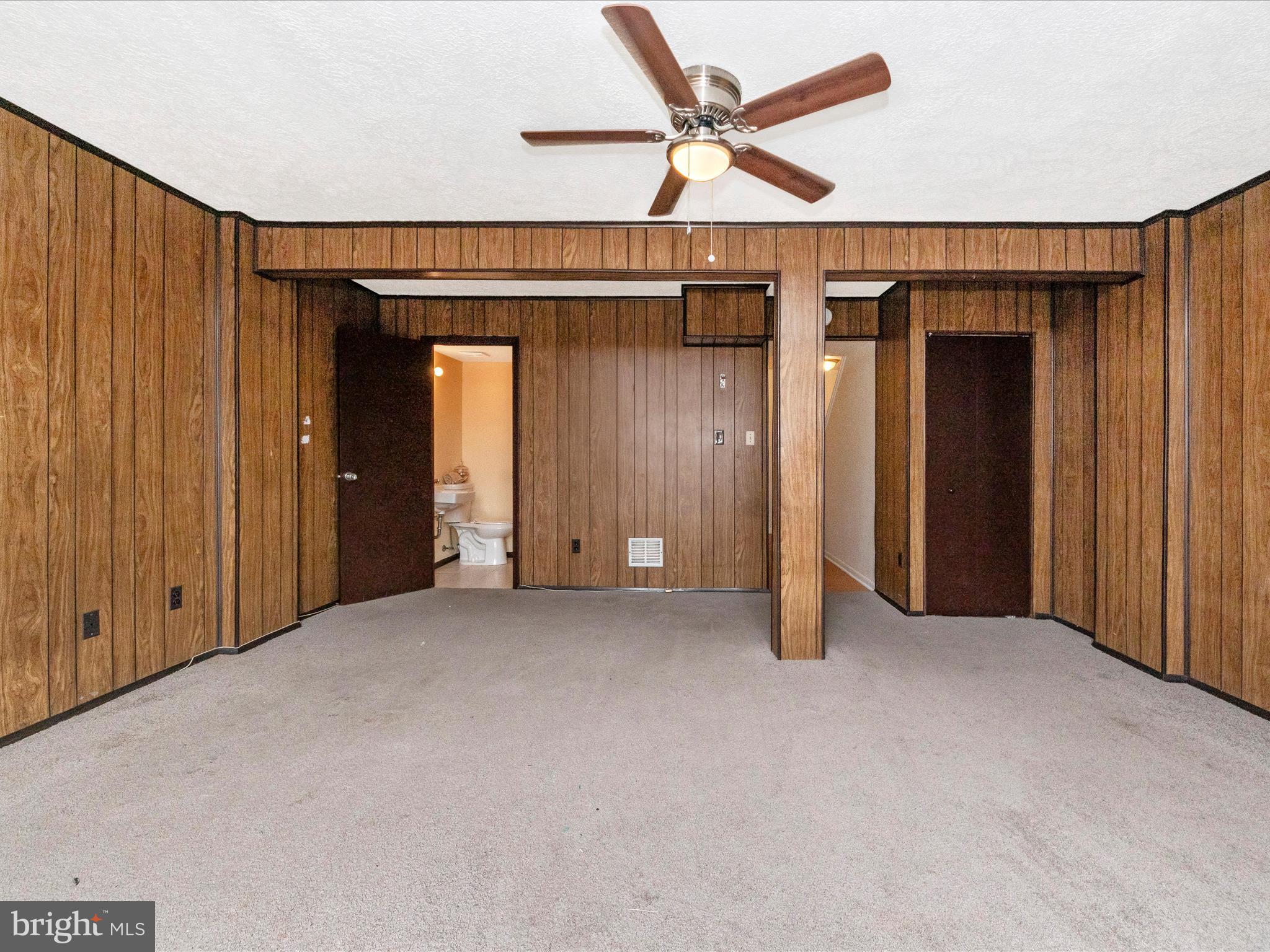 MONTGOMERY WOODS - Residential