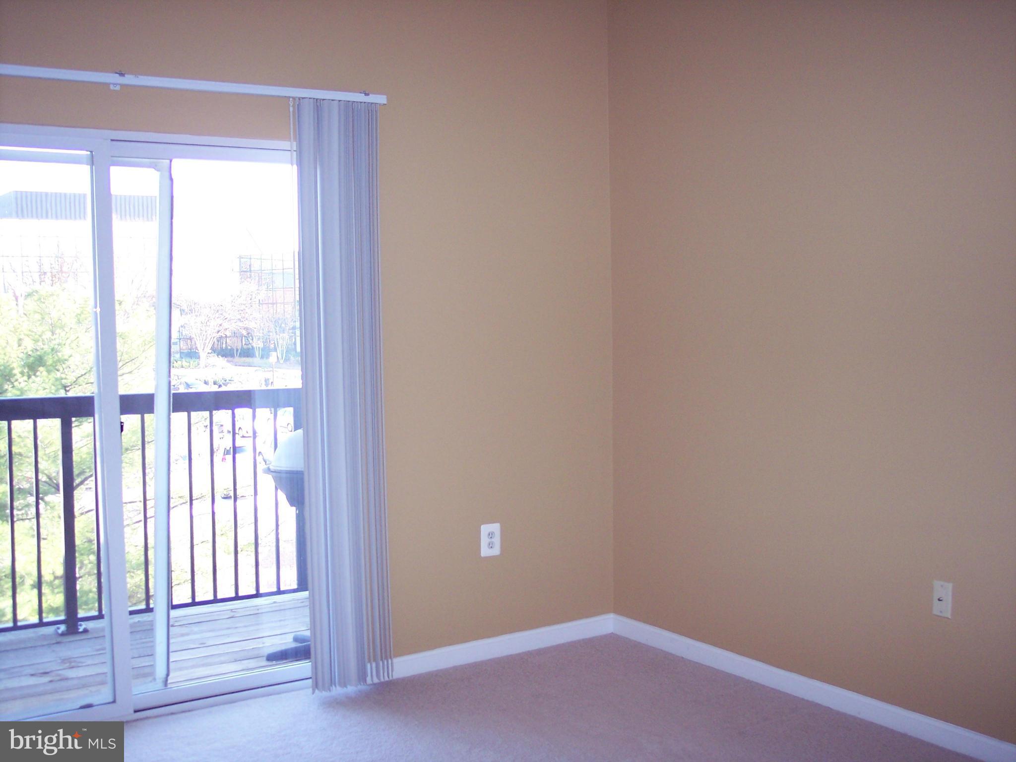 FAIRFAX RIDGE - Residential