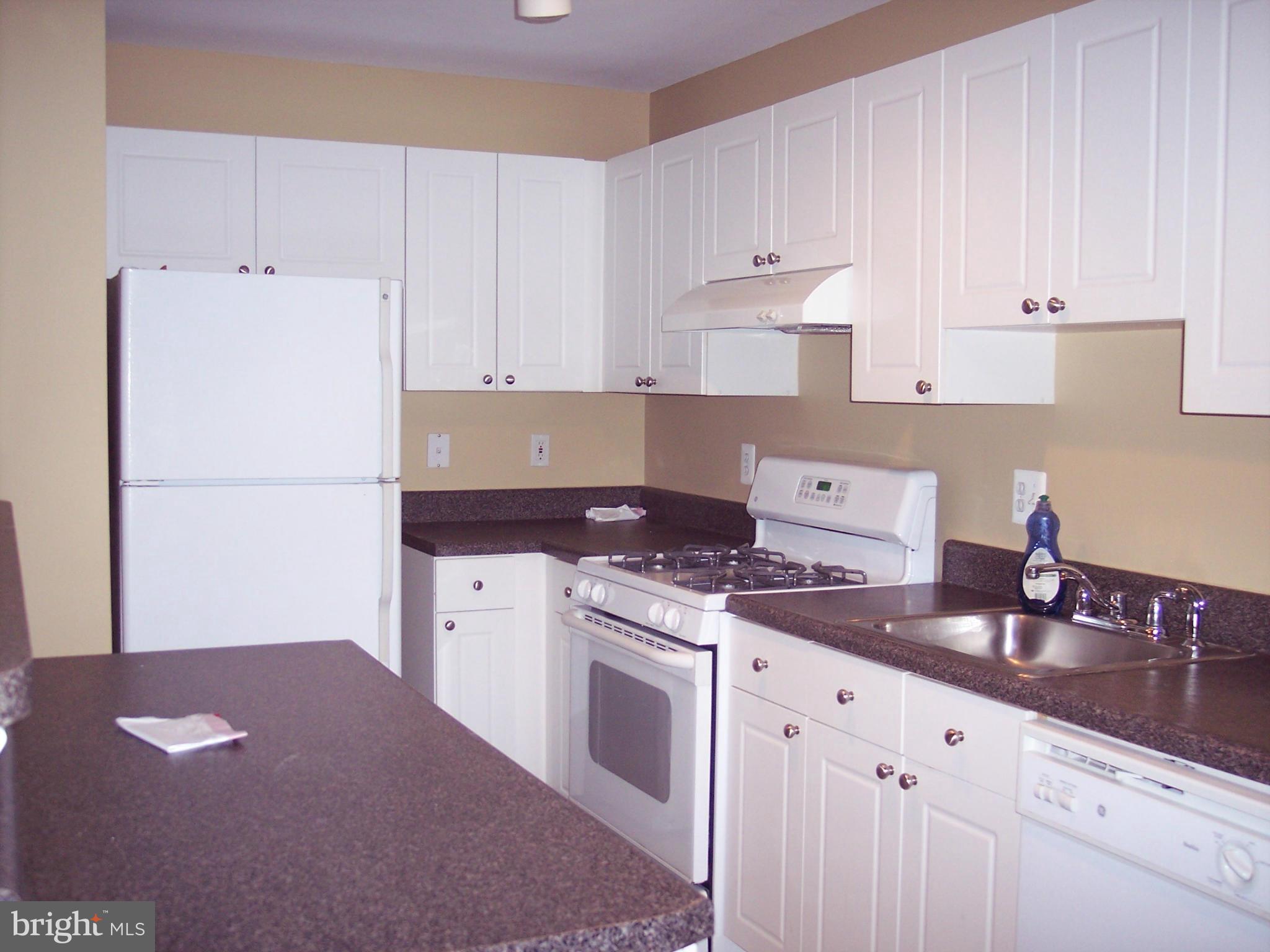 FAIRFAX RIDGE - Residential