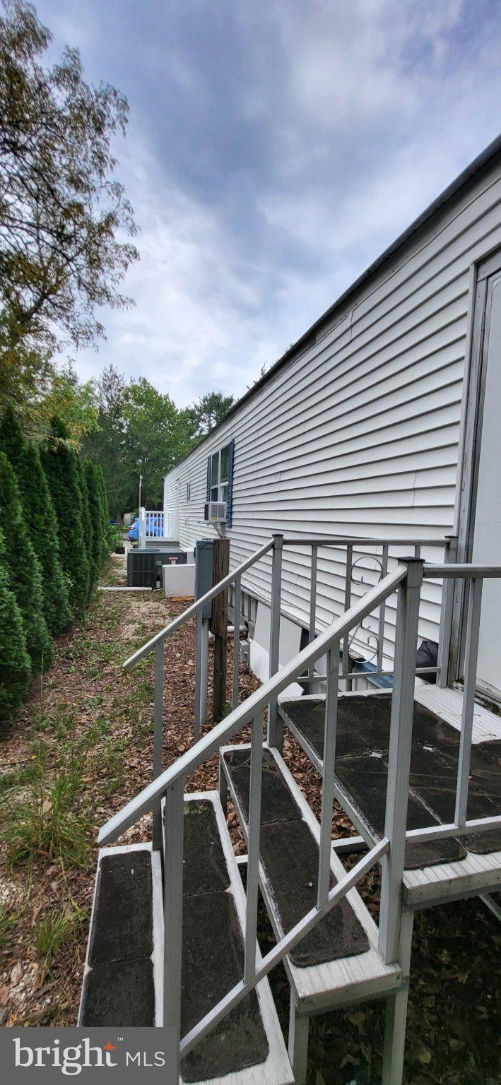 107 HEMLOCK DRIVE
