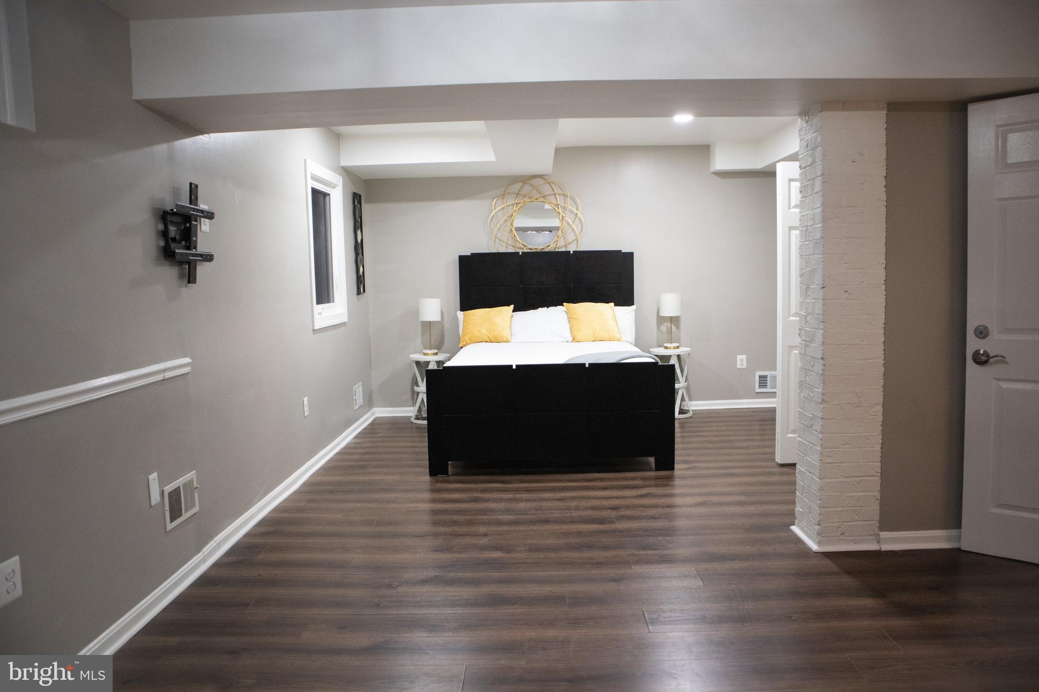 TANTALLON ON THE POTOMAC - Residential