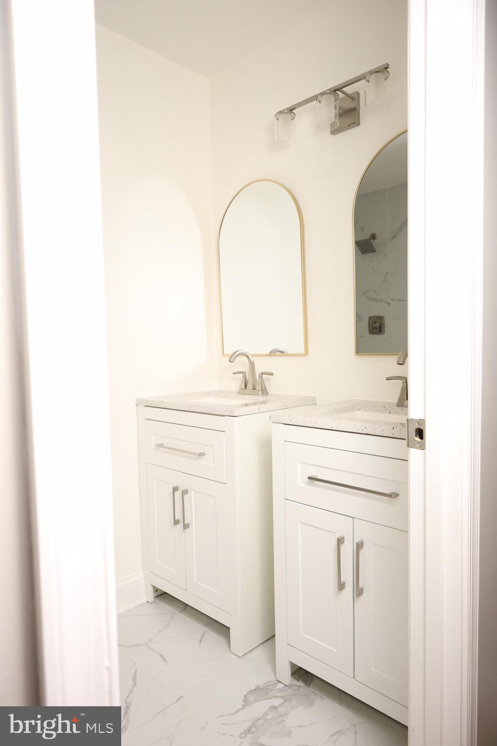 TANTALLON ON THE POTOMAC - Residential