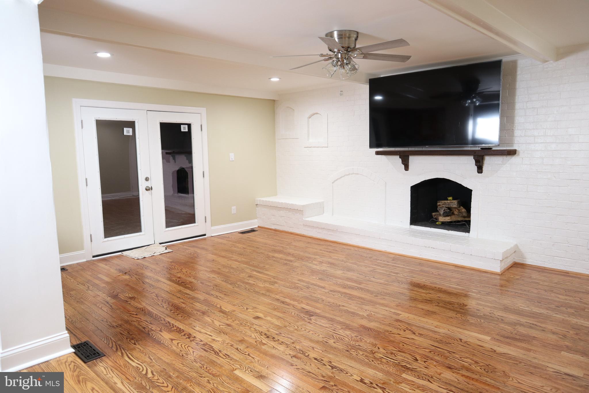 TANTALLON ON THE POTOMAC - Residential