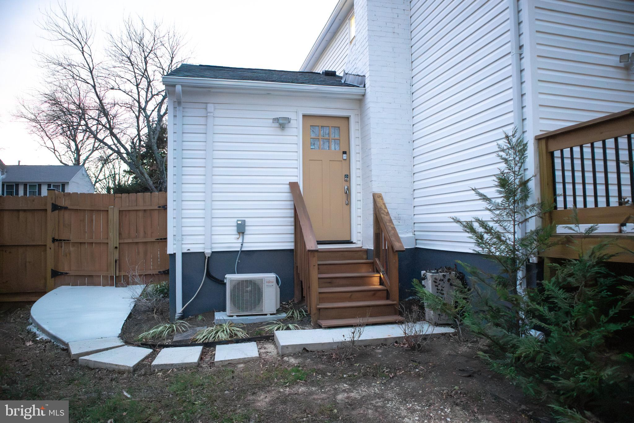 TANTALLON ON THE POTOMAC - Residential