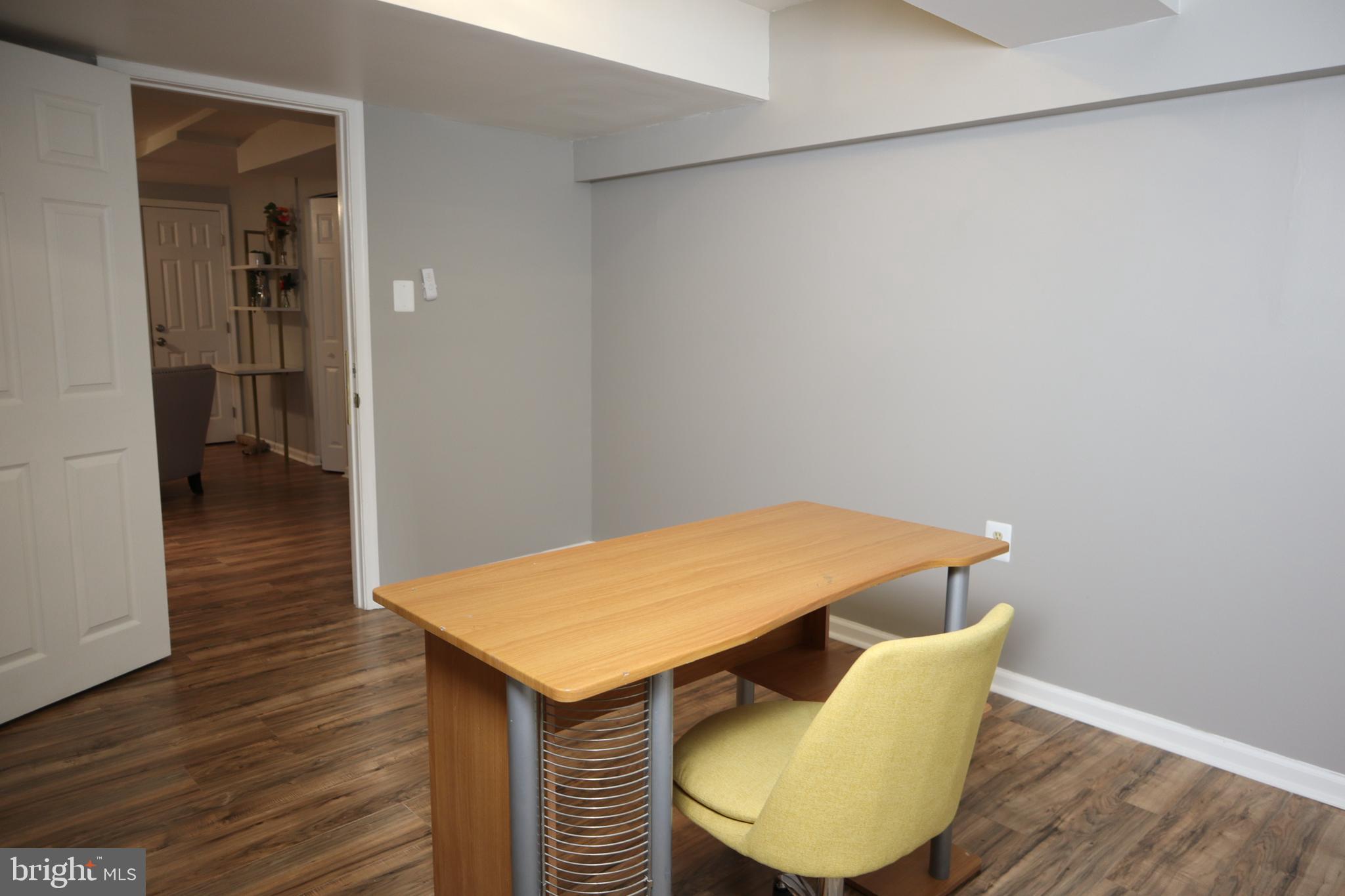 TANTALLON ON THE POTOMAC - Residential