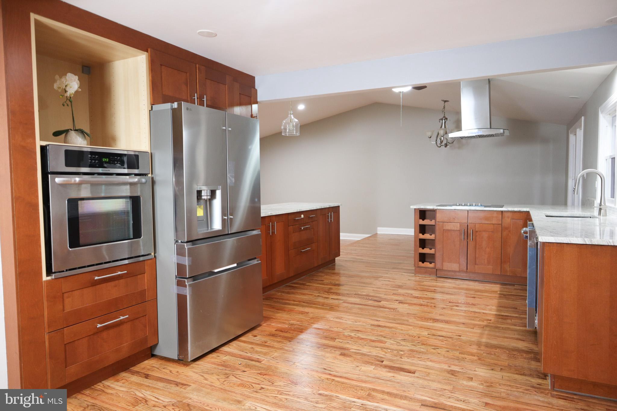 TANTALLON ON THE POTOMAC - Residential