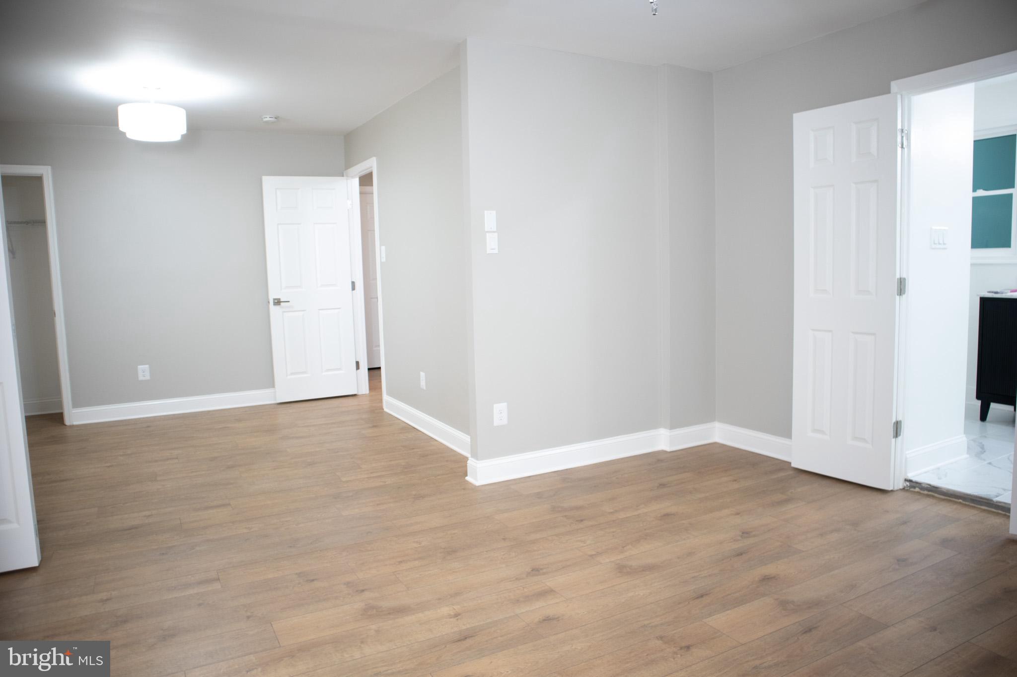 TANTALLON ON THE POTOMAC - Residential