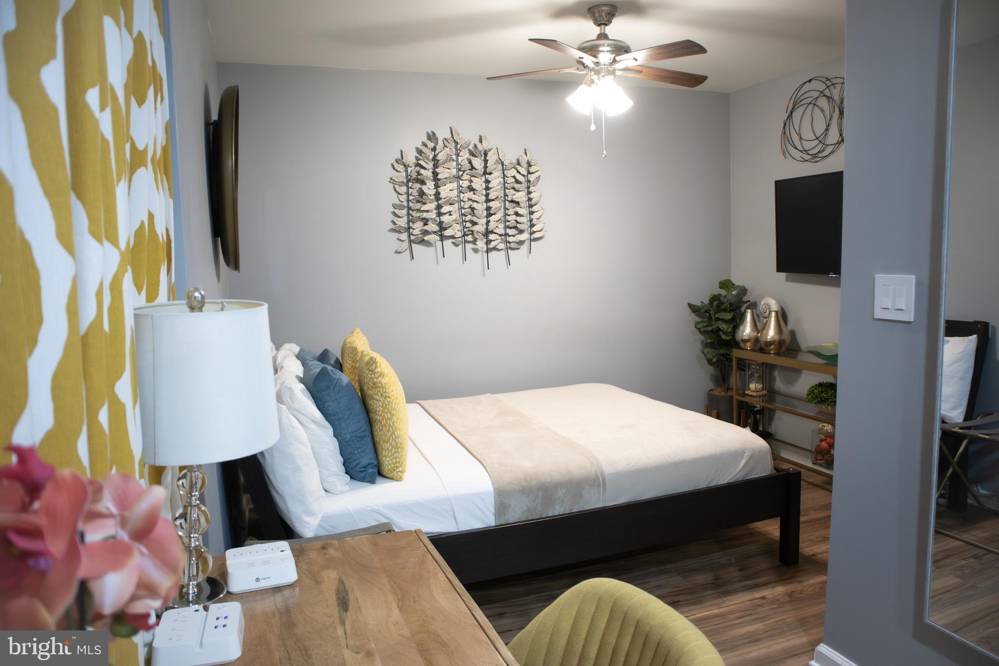 TANTALLON ON THE POTOMAC - Residential