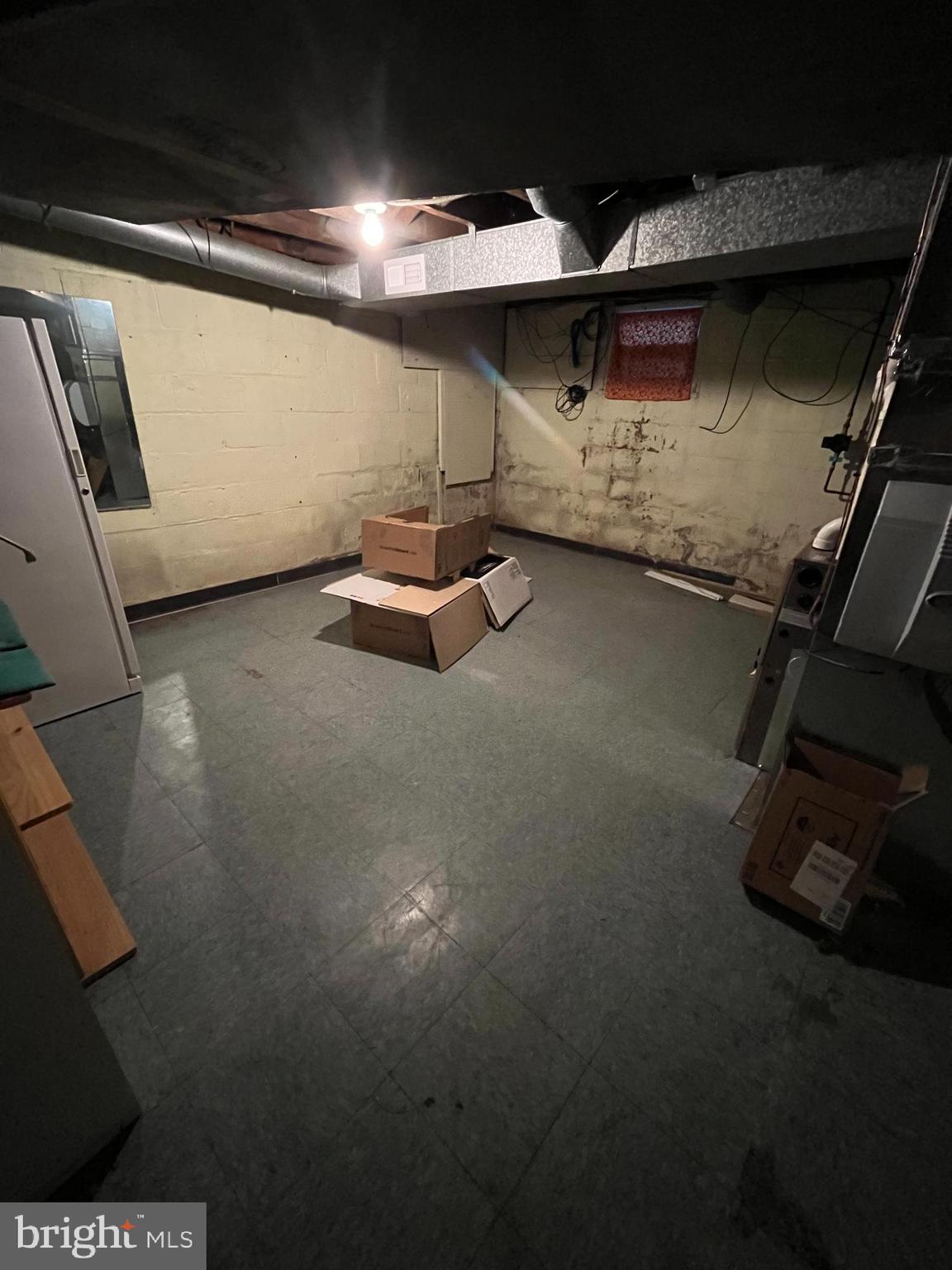 WEST SIDE - Residential