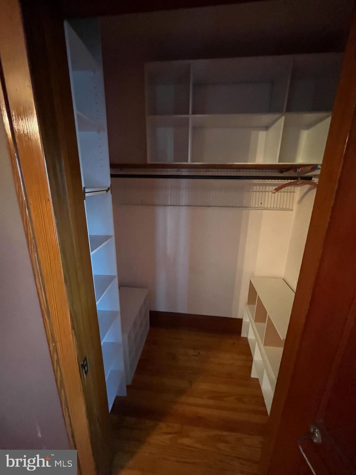 WEST SIDE - Residential