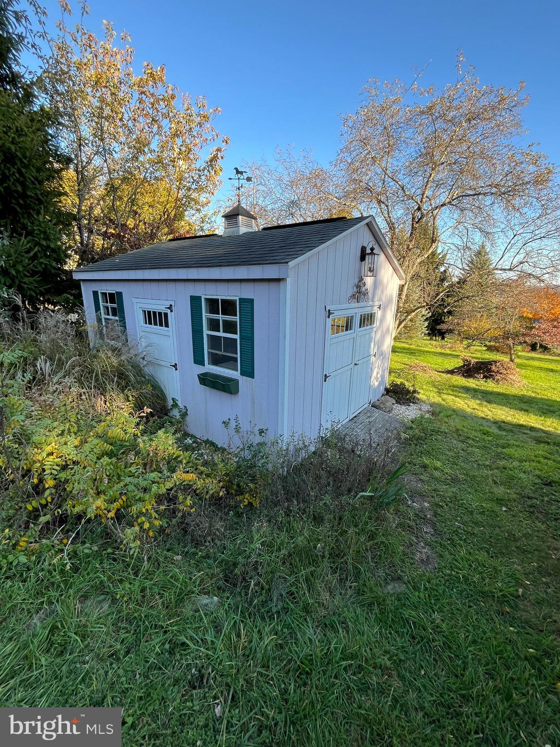 WEST SIDE - Residential