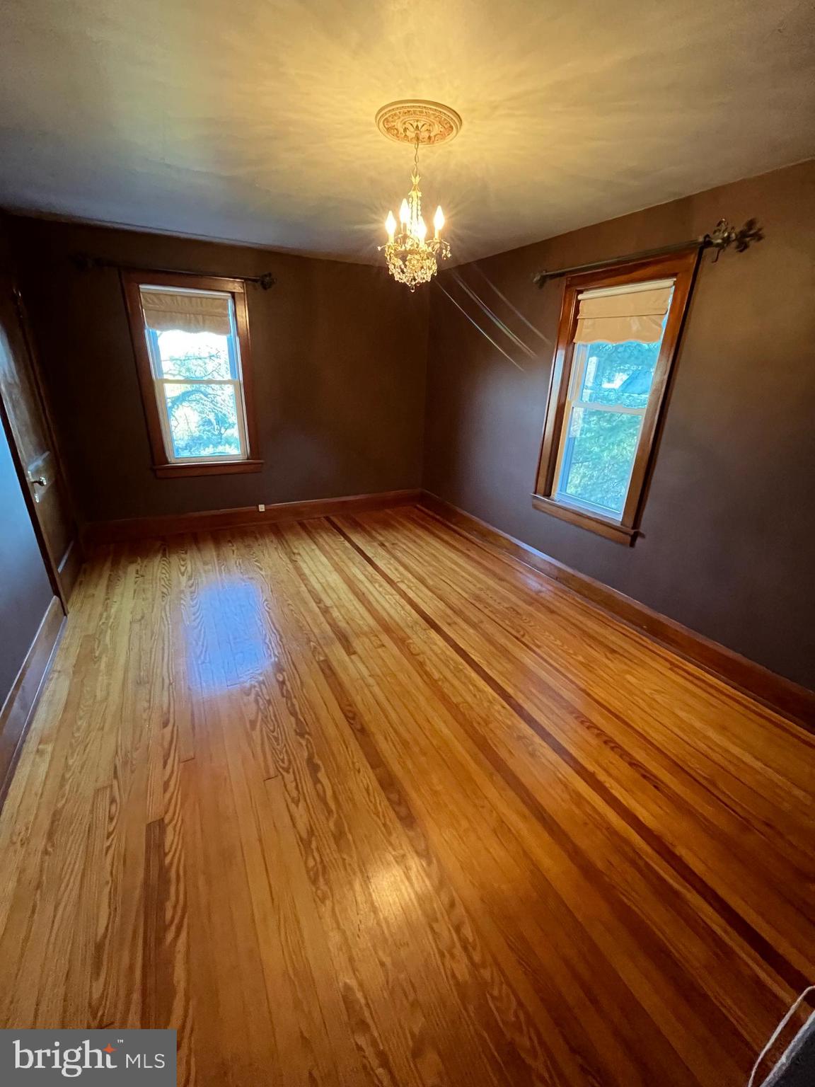 WEST SIDE - Residential