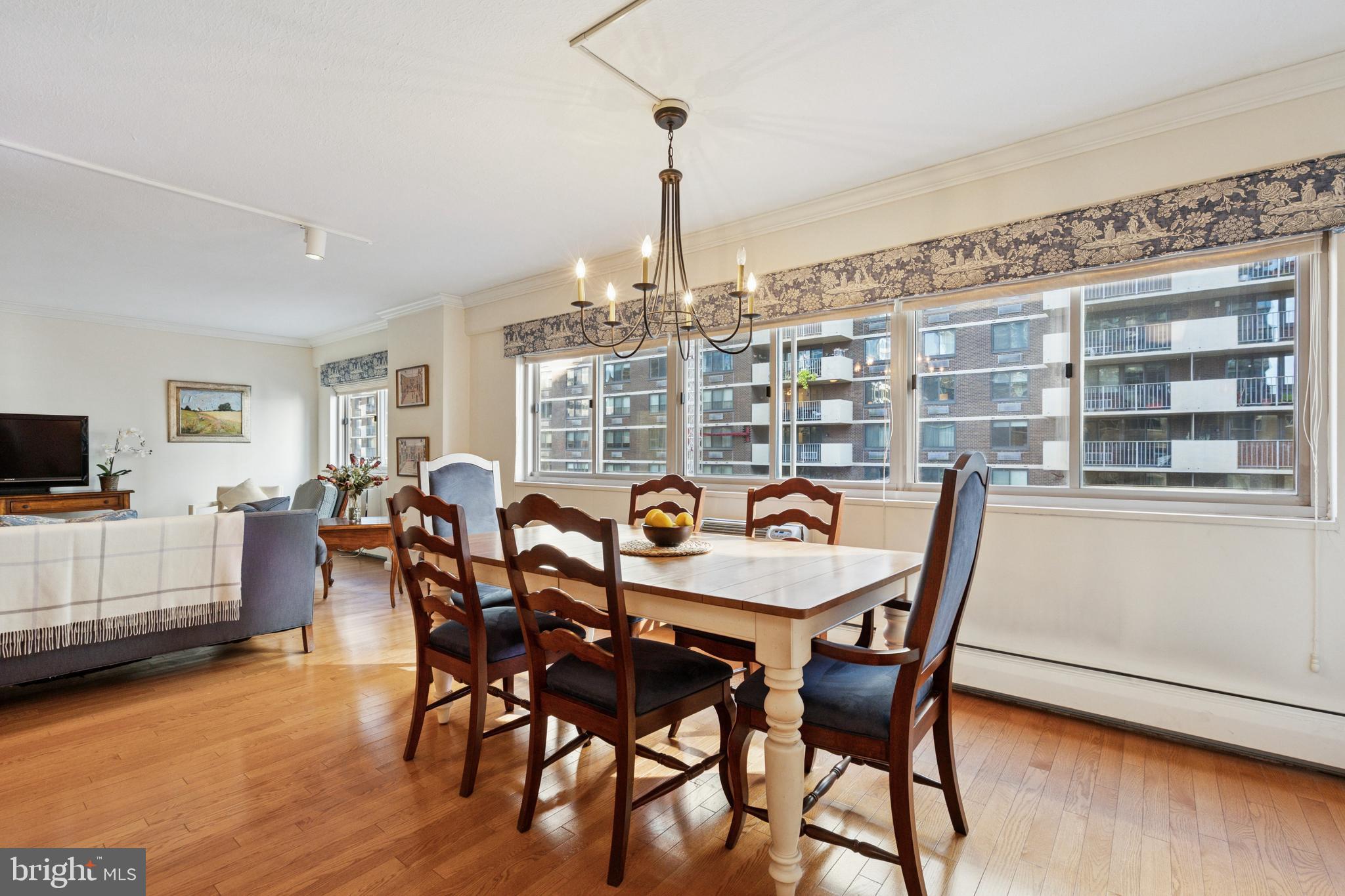 RITTENHOUSE SQUARE - Residential