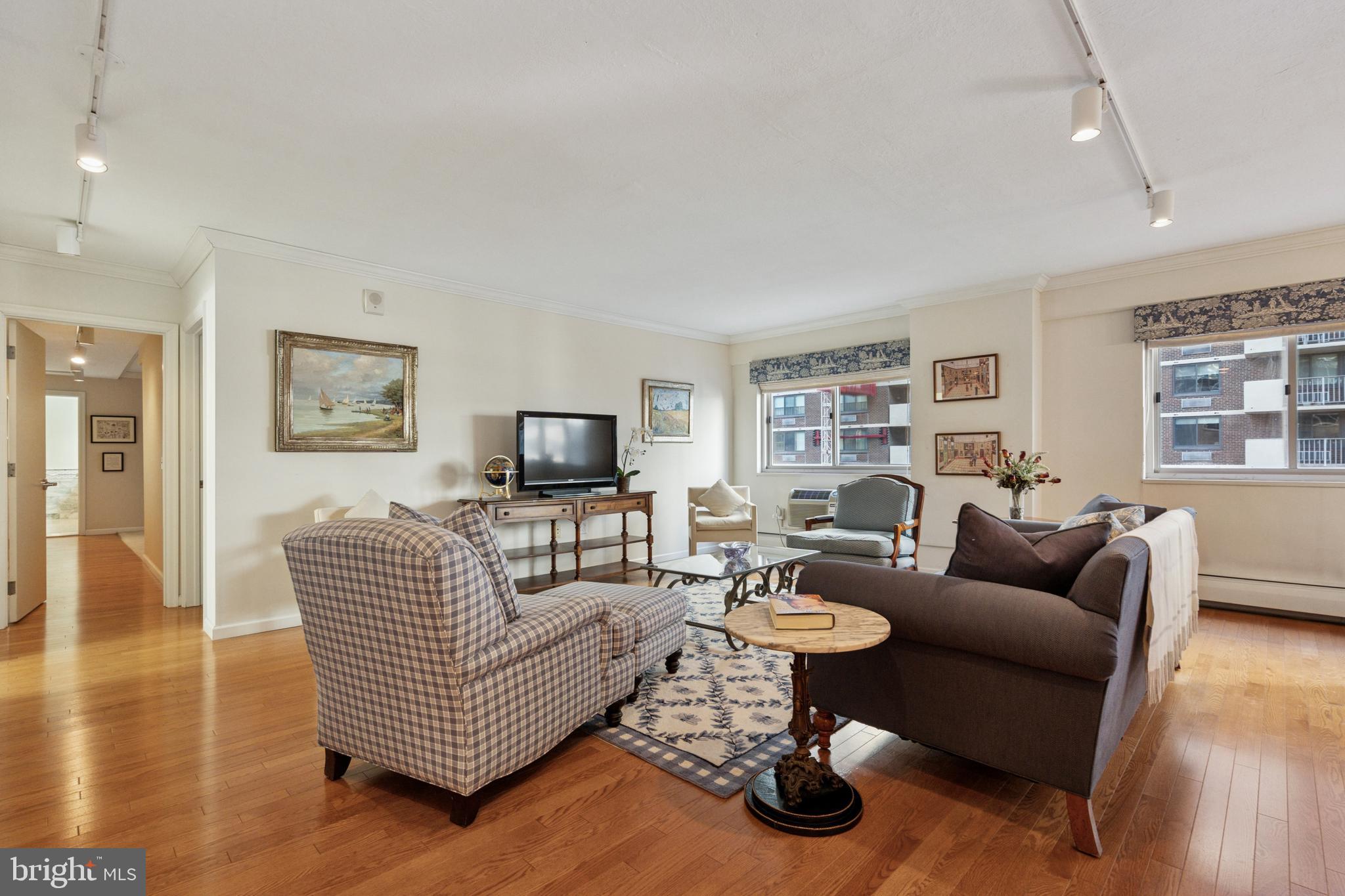 RITTENHOUSE SQUARE - Residential