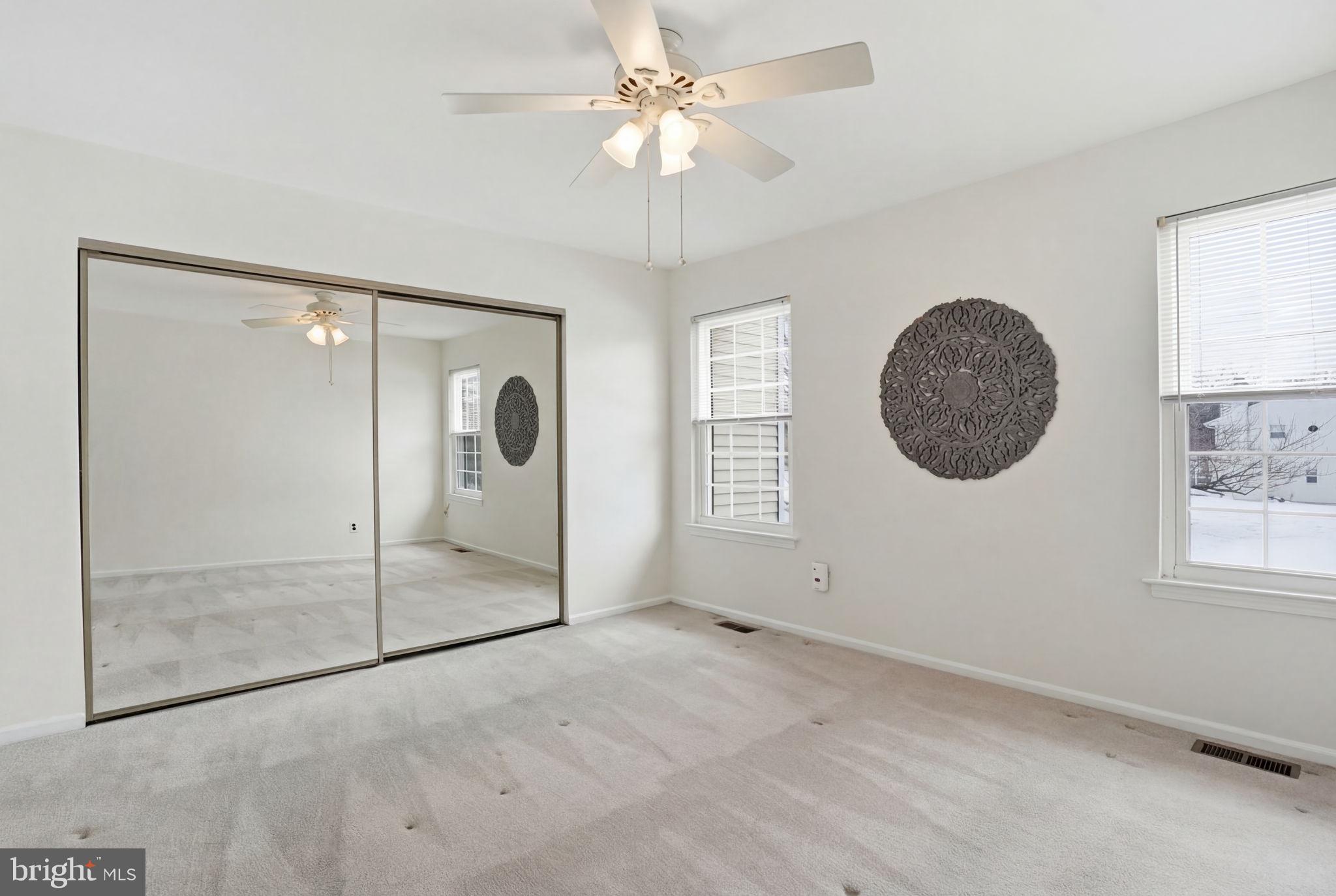 LIBERTY SQUARE - Residential